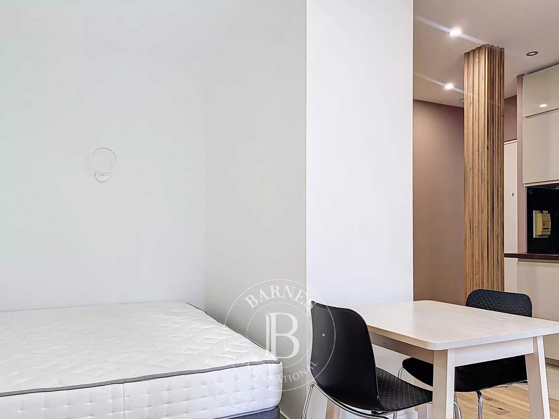 Paris  - Appartement 1 Pièce