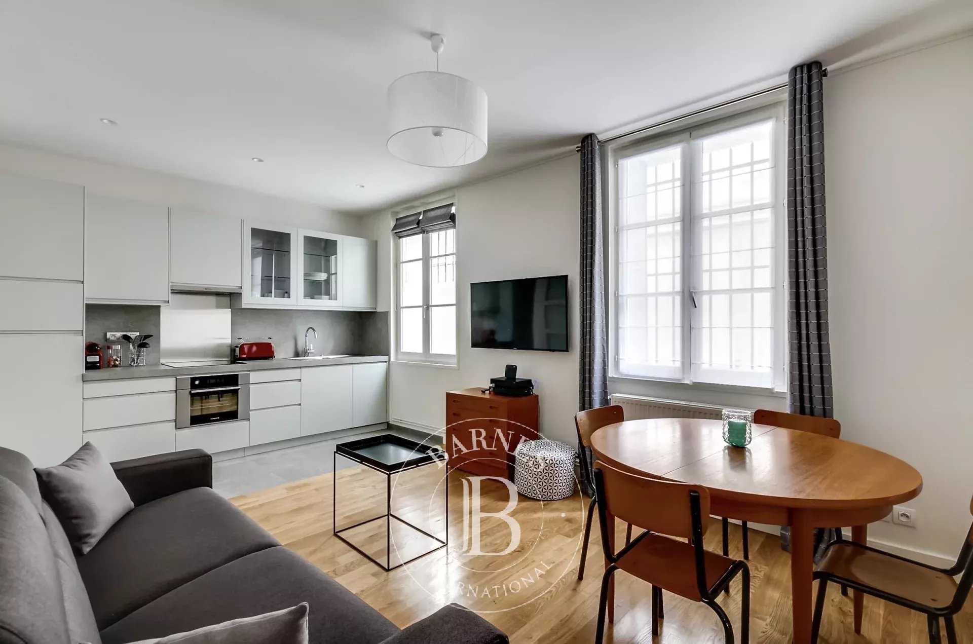 Apartment Paris 75019