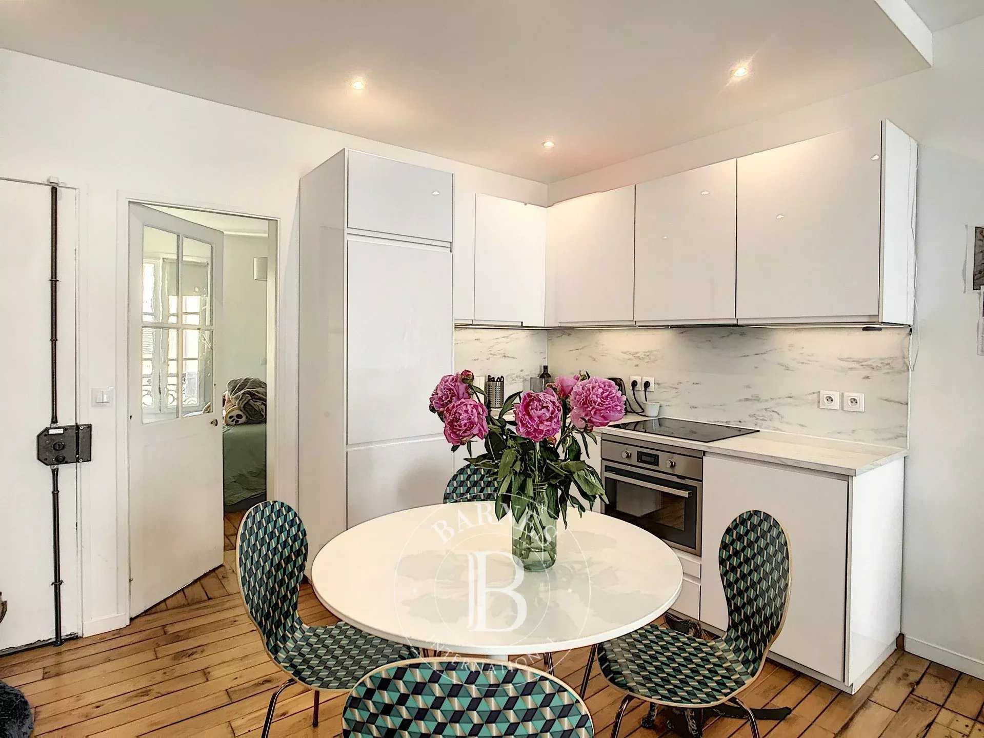 Paris  - Piso 2 Cuartos, 1 Habitacion