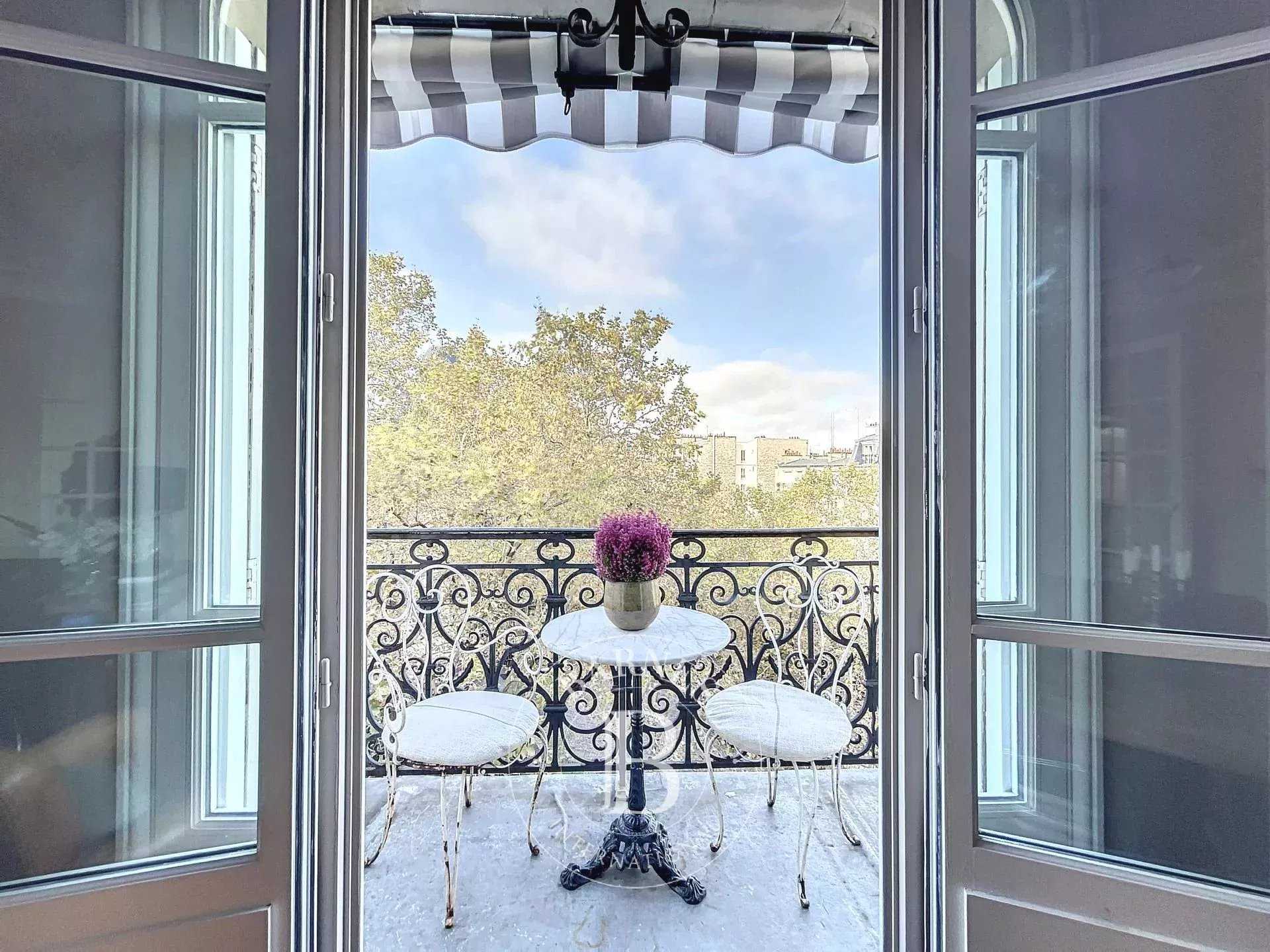 Paris  - Apartment 2 Bedrooms