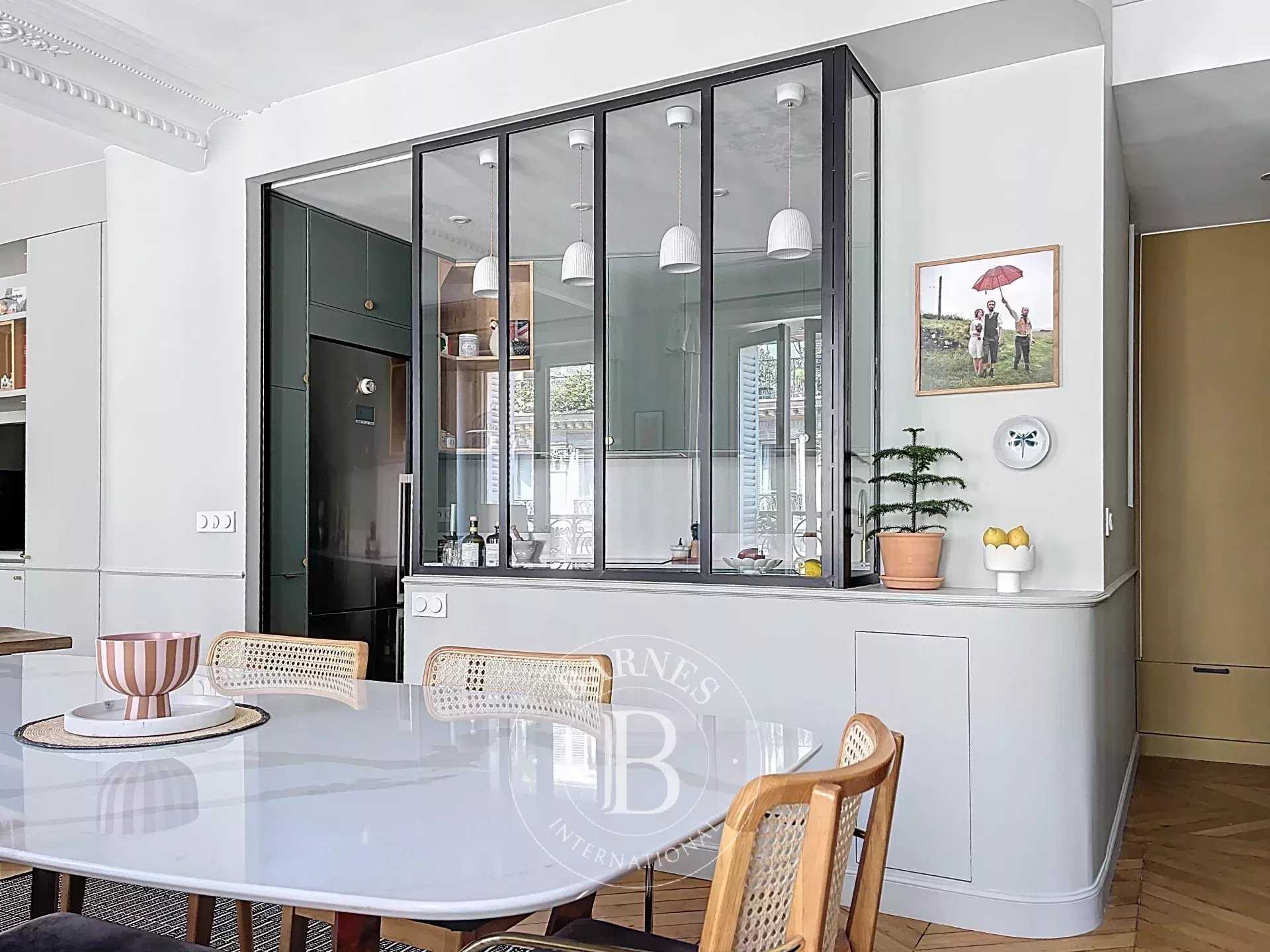 Paris  - Apartment 3 Bedrooms