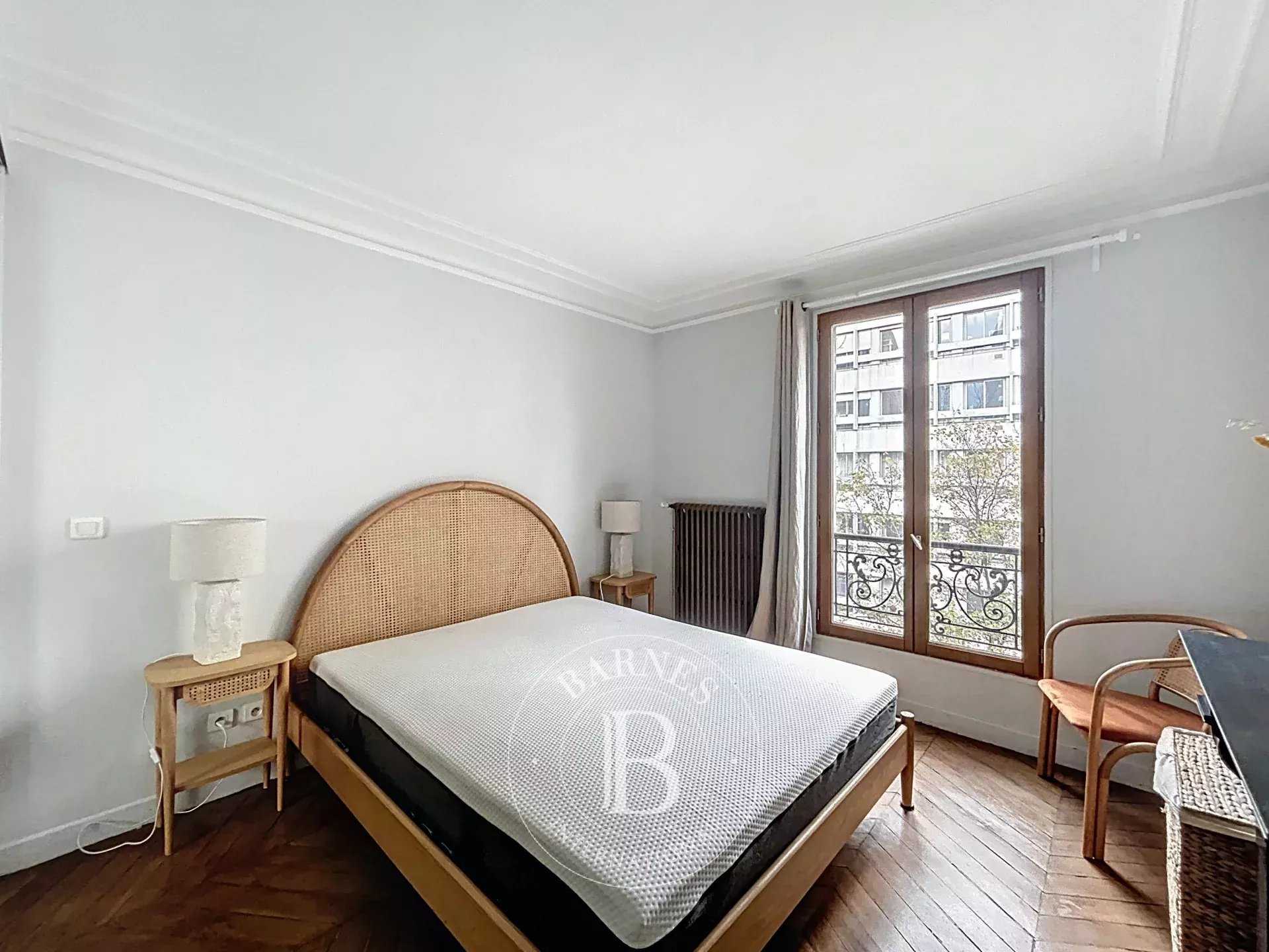 Paris  - Piso 2 Cuartos, 1 Habitacion