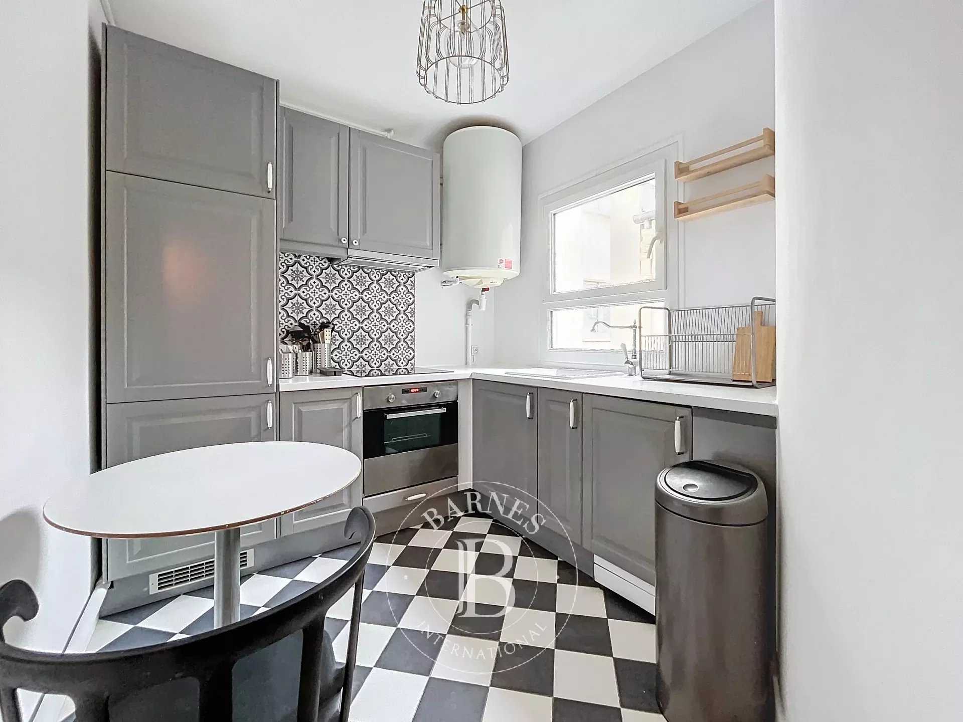 Piso Paris 75010  -  ref 85240428 (picture 2)