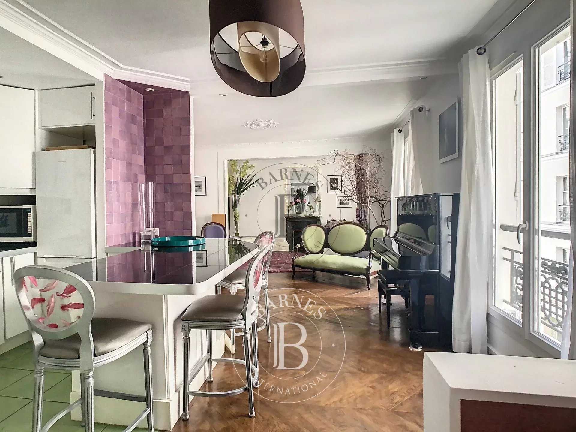 Appartement Paris 75009  -  ref 82642823 (picture 1)
