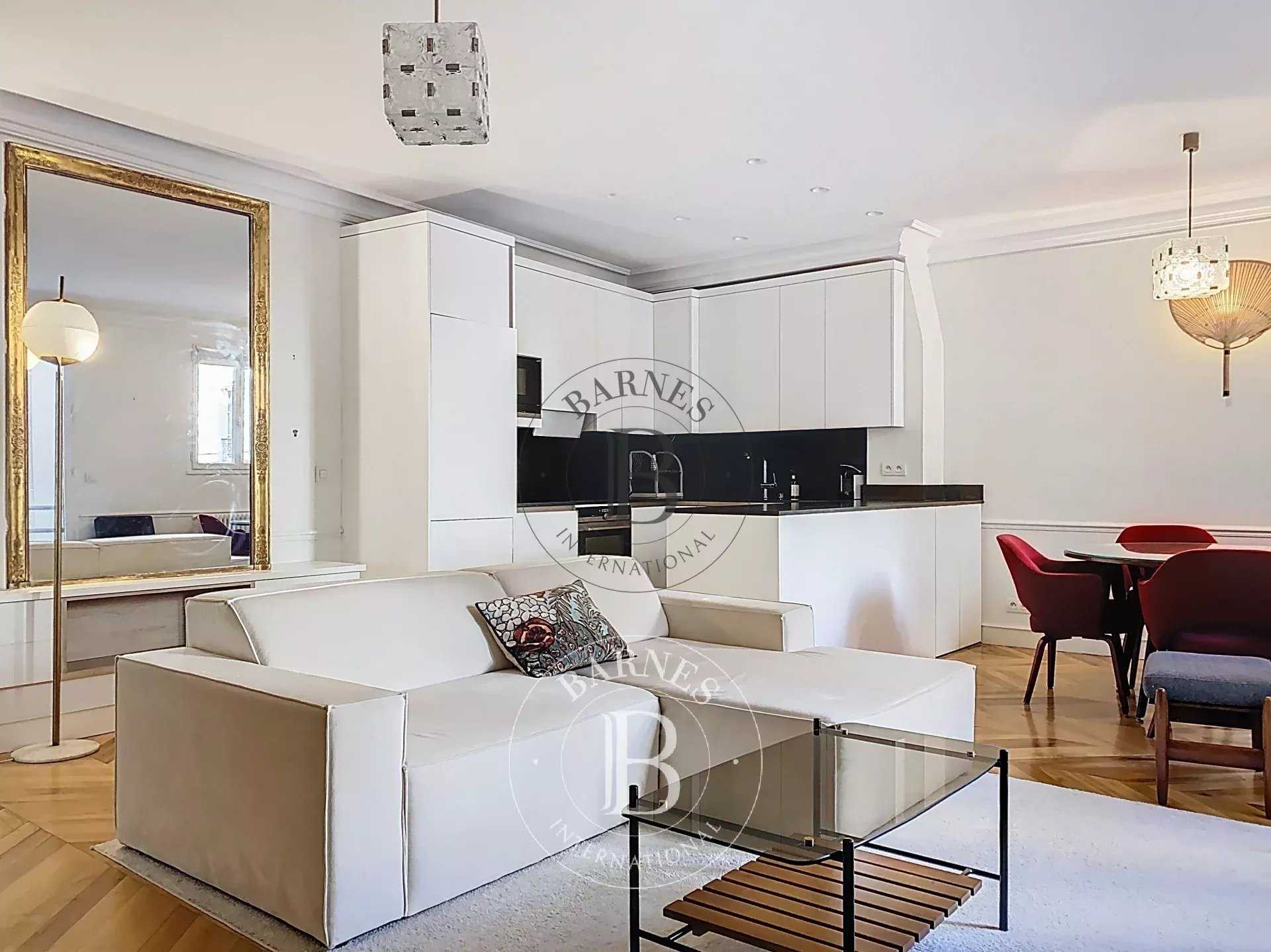 Appartement Paris 75009  -  ref 83340110 (picture 1)