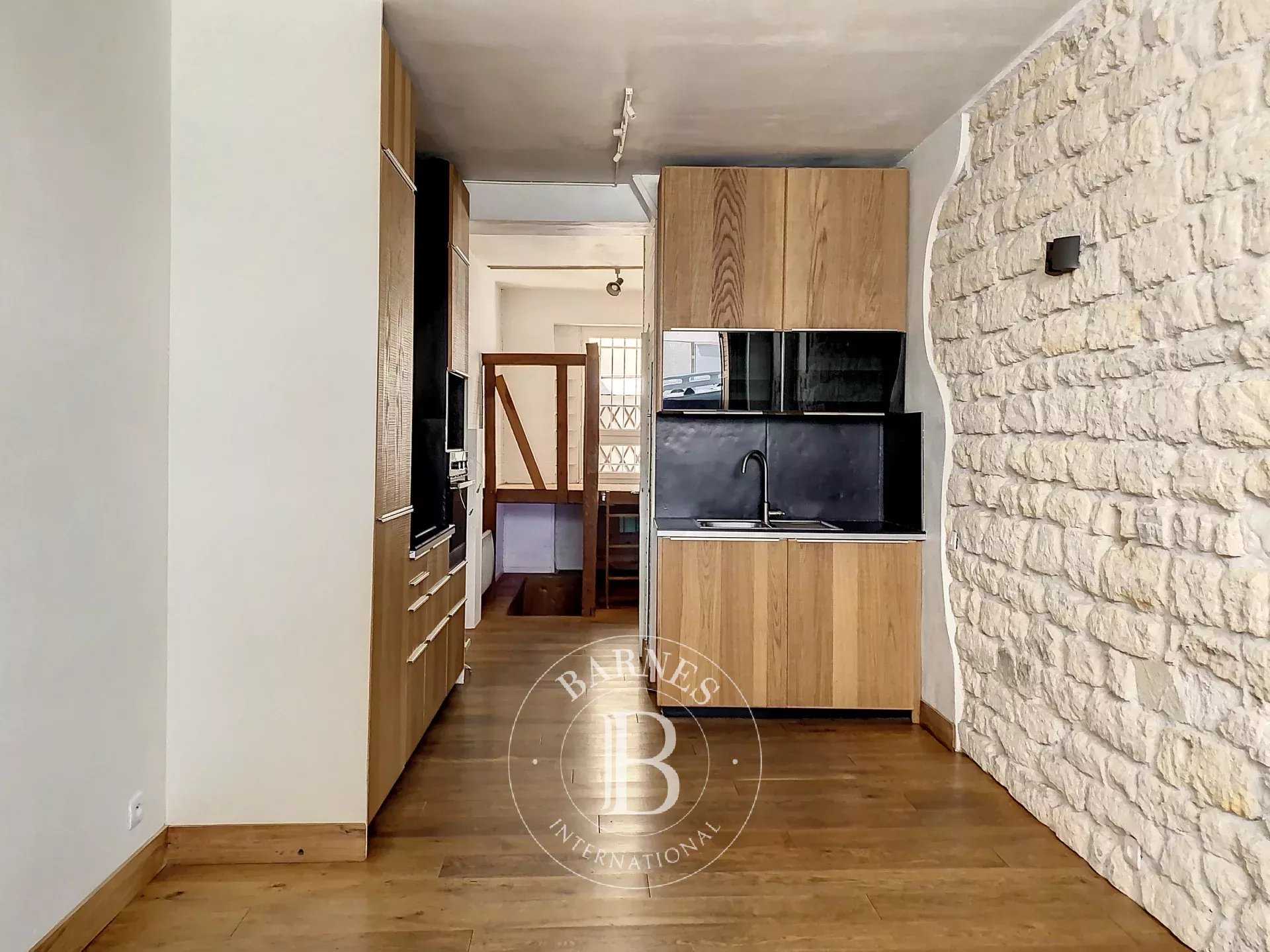 Appartement Paris 75018  -  ref 82625300 (picture 3)
