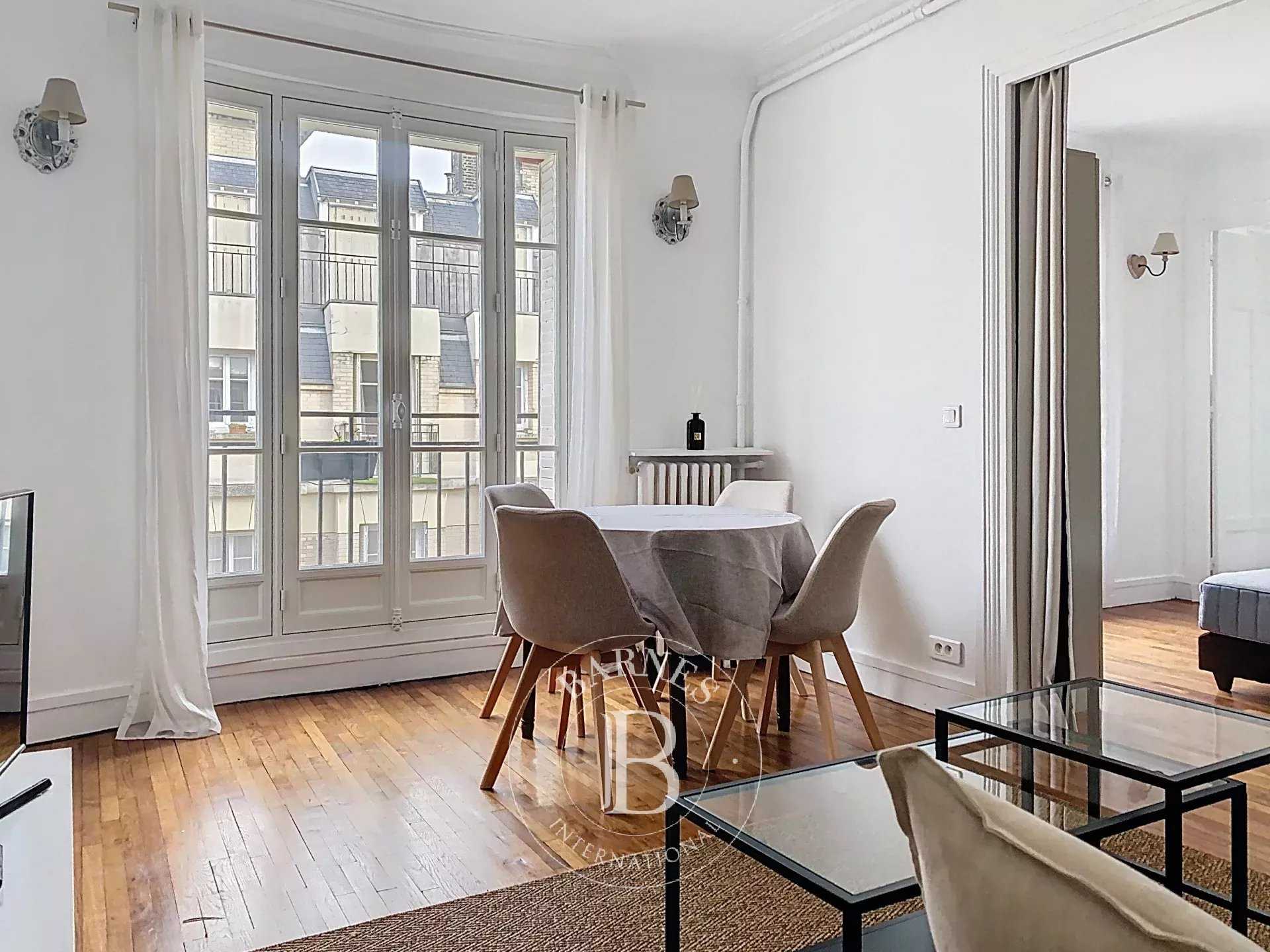 Appartement Paris 75018  -  ref 85294829 (picture 1)