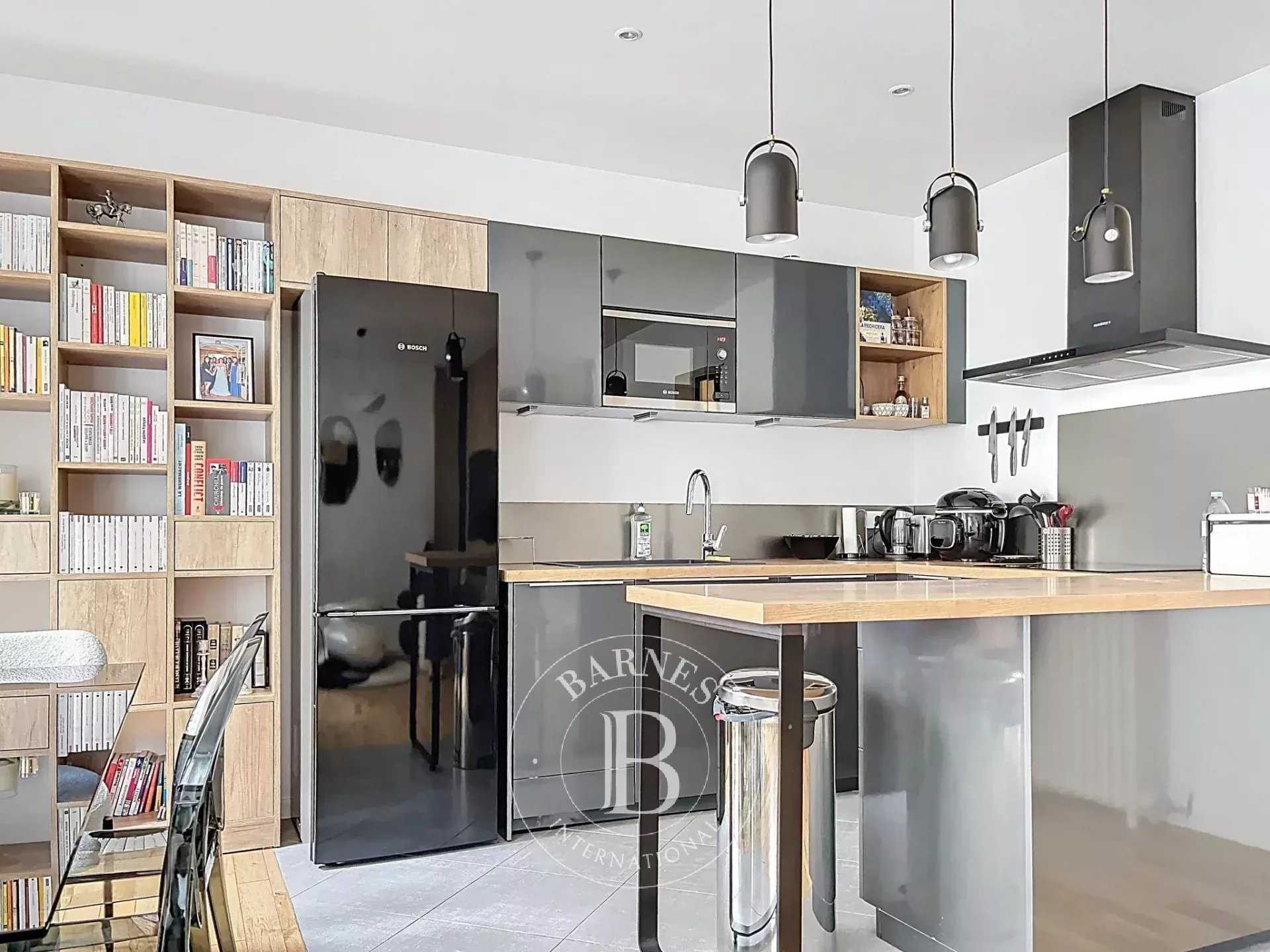 Piso Paris 75009  -  ref 85982811 (picture 2)