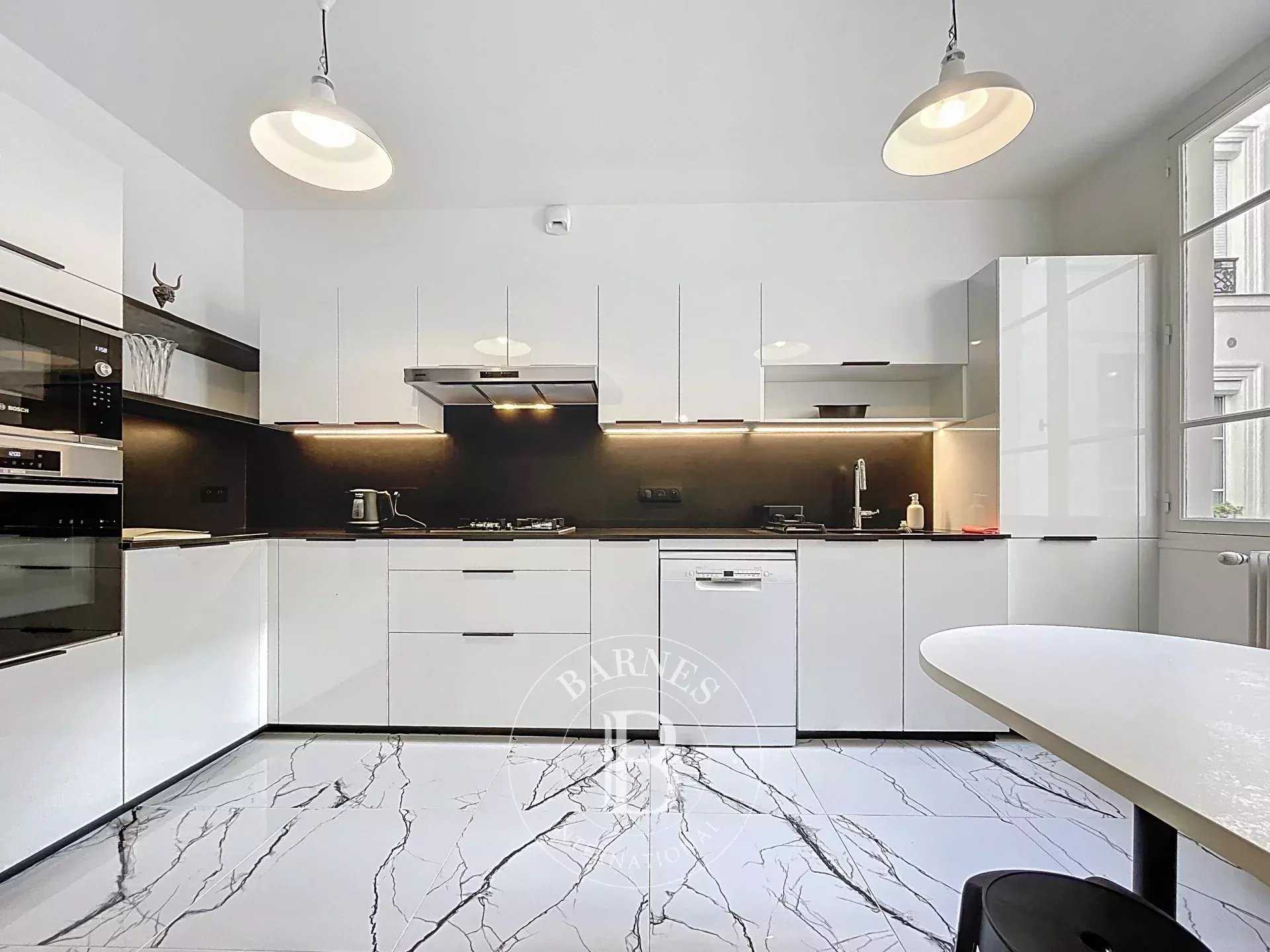 Appartement Paris 75010  -  ref 86384287 (picture 3)