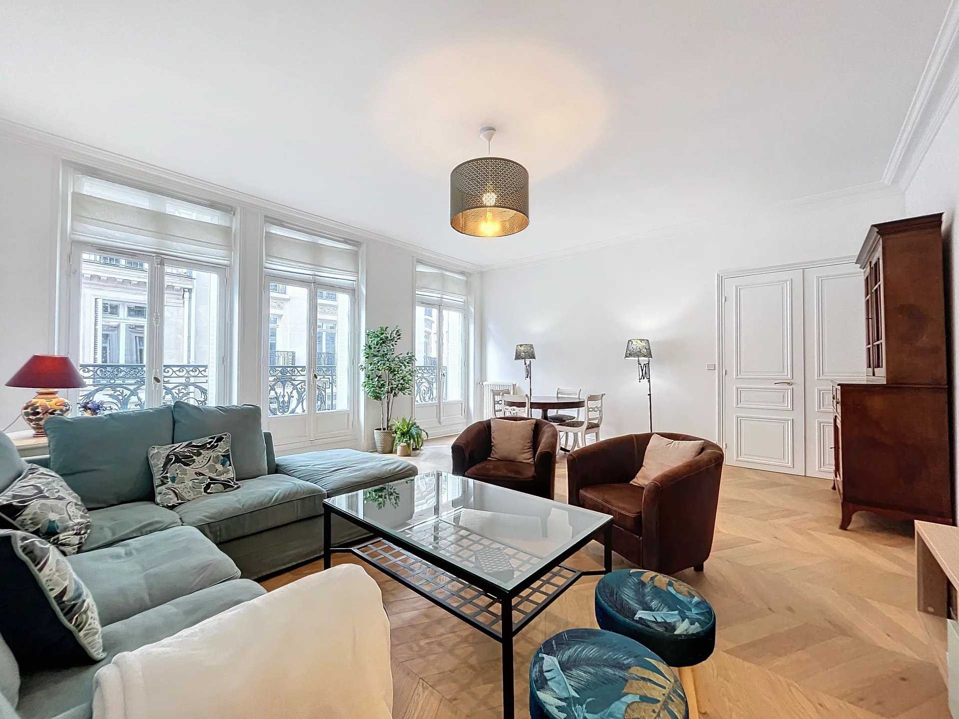 Piso Paris 75009  -  ref 84231000 (picture 1)
