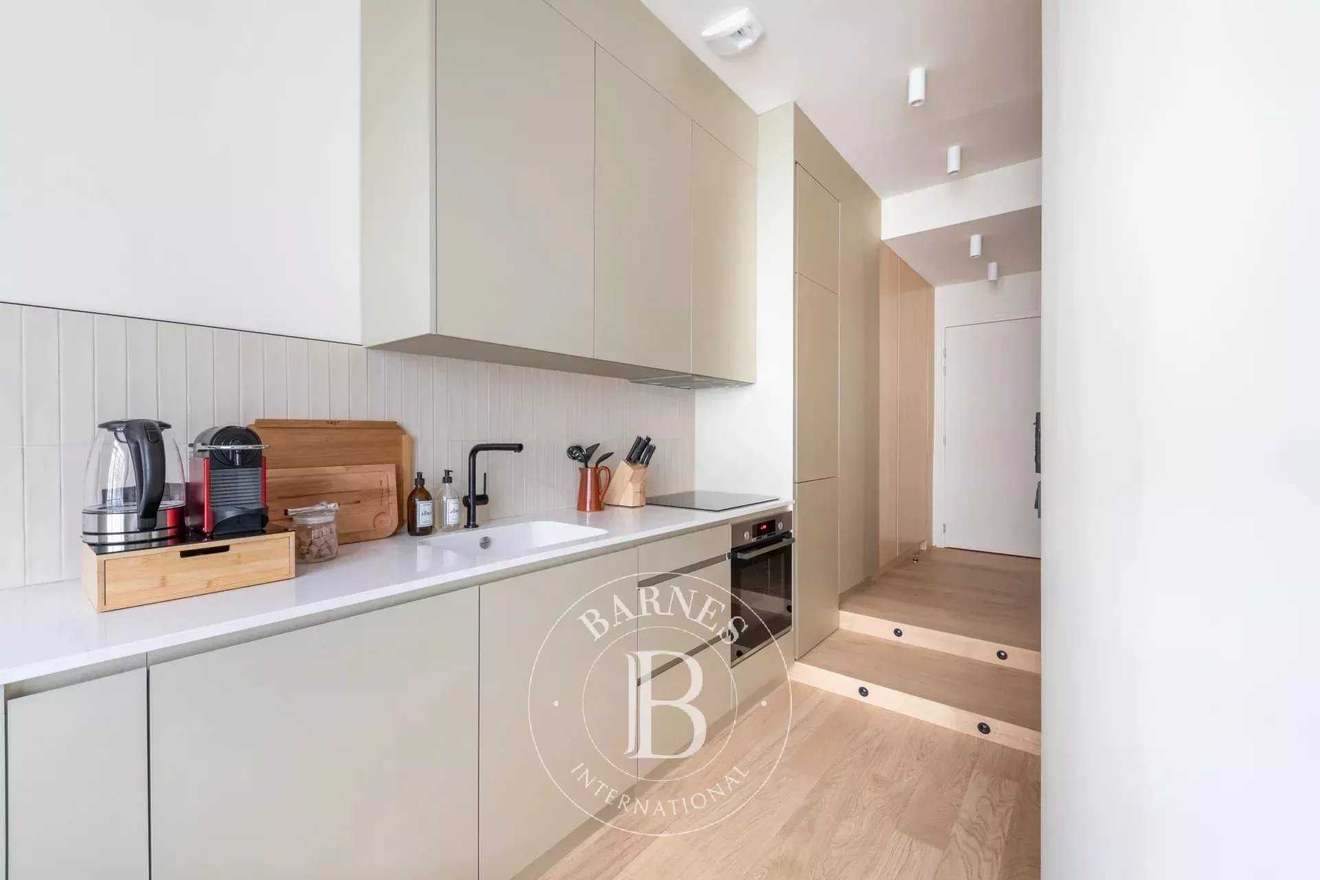 Appartement Paris 75009  -  ref 85927785 (picture 3)