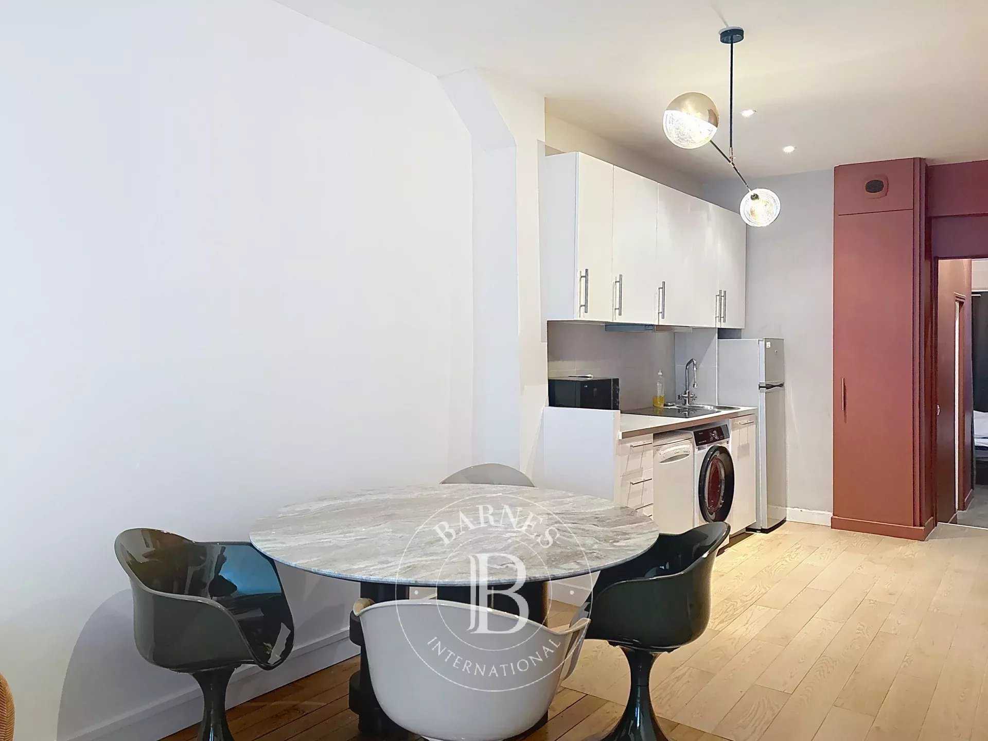 Appartement Paris 75010  -  ref 2771567 (picture 2)