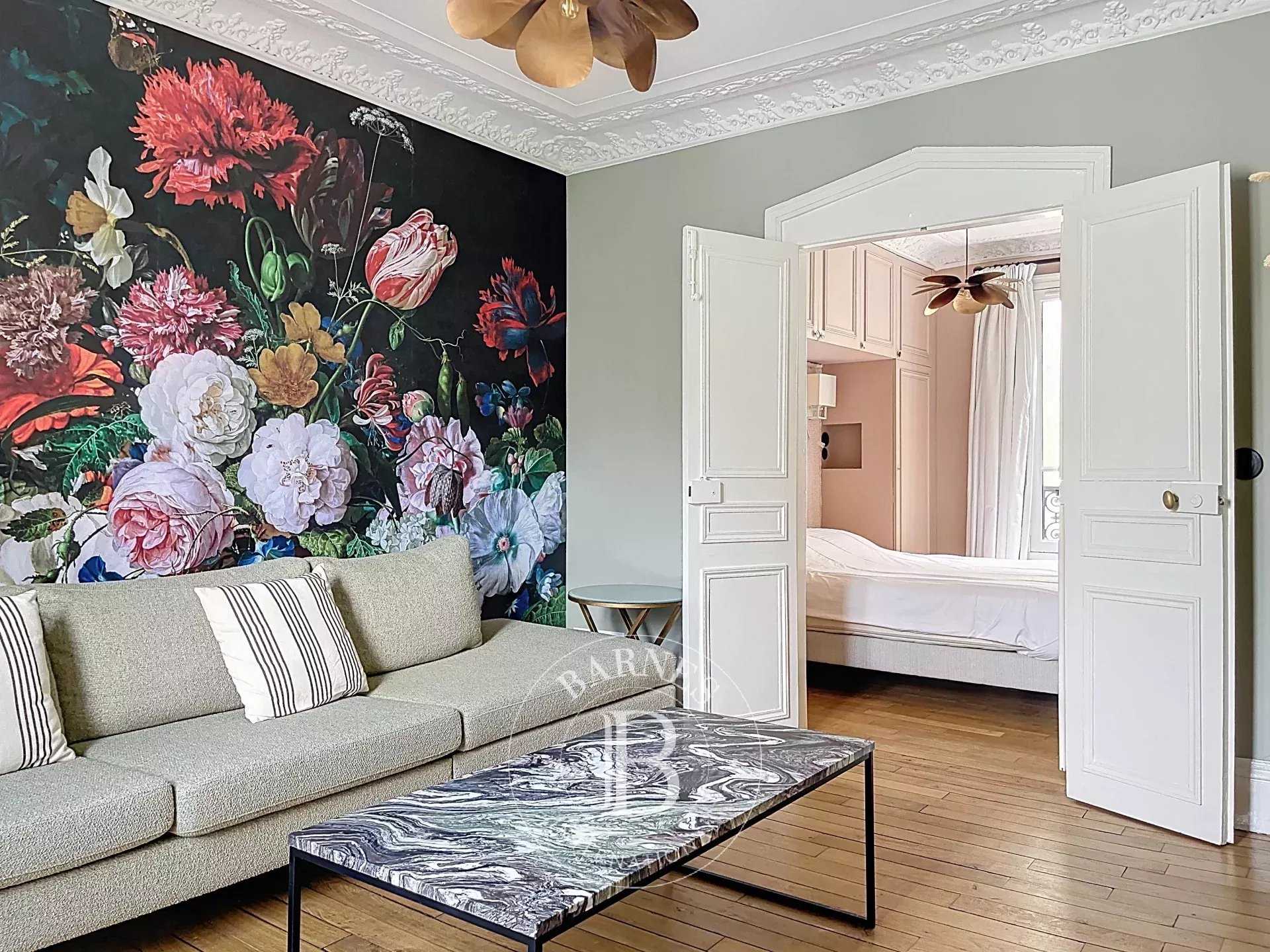 Apartment Paris 75009  -  ref 86018002 (picture 1)