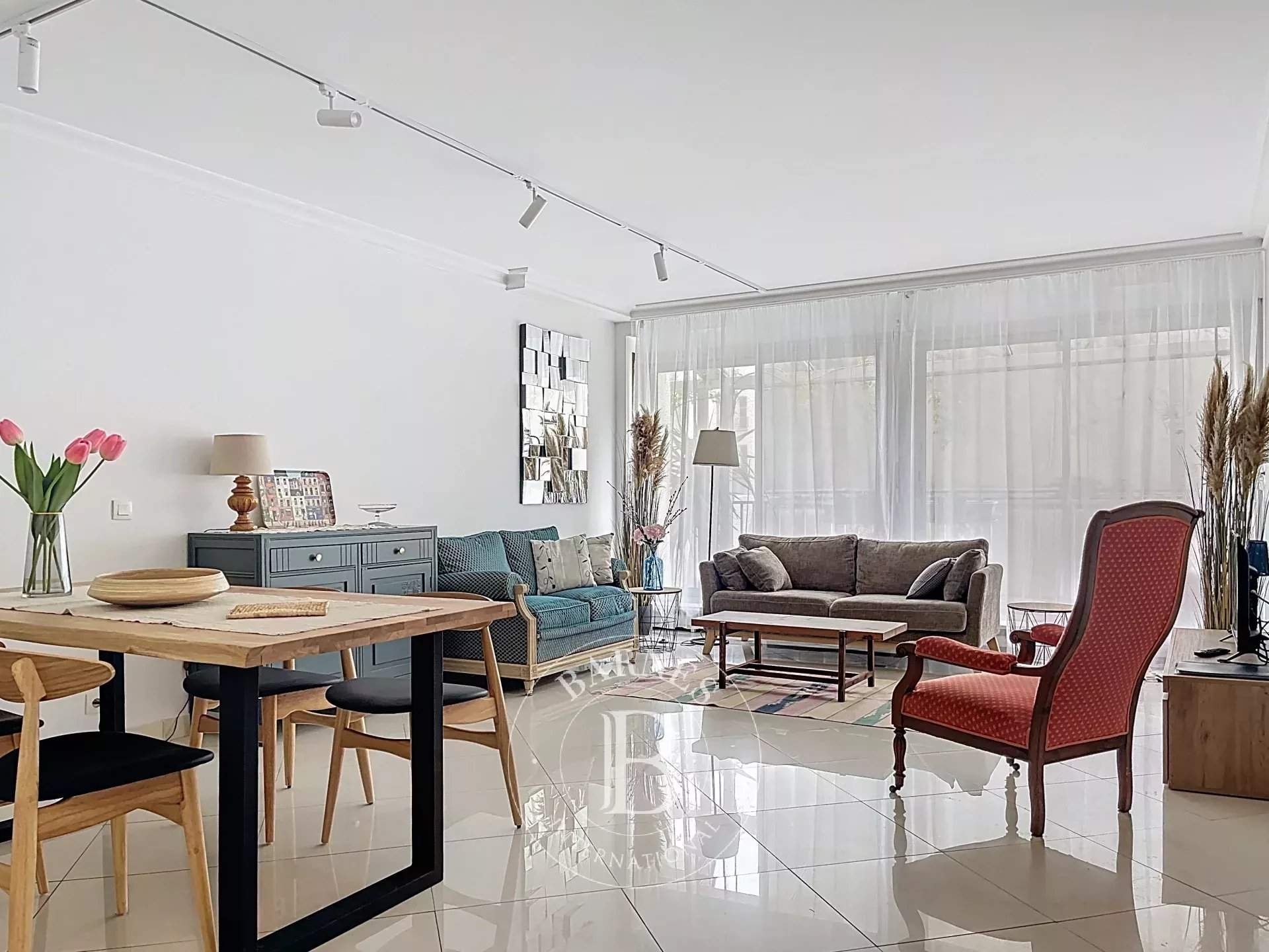 Paris  - Apartment 2 Bedrooms - picture 1