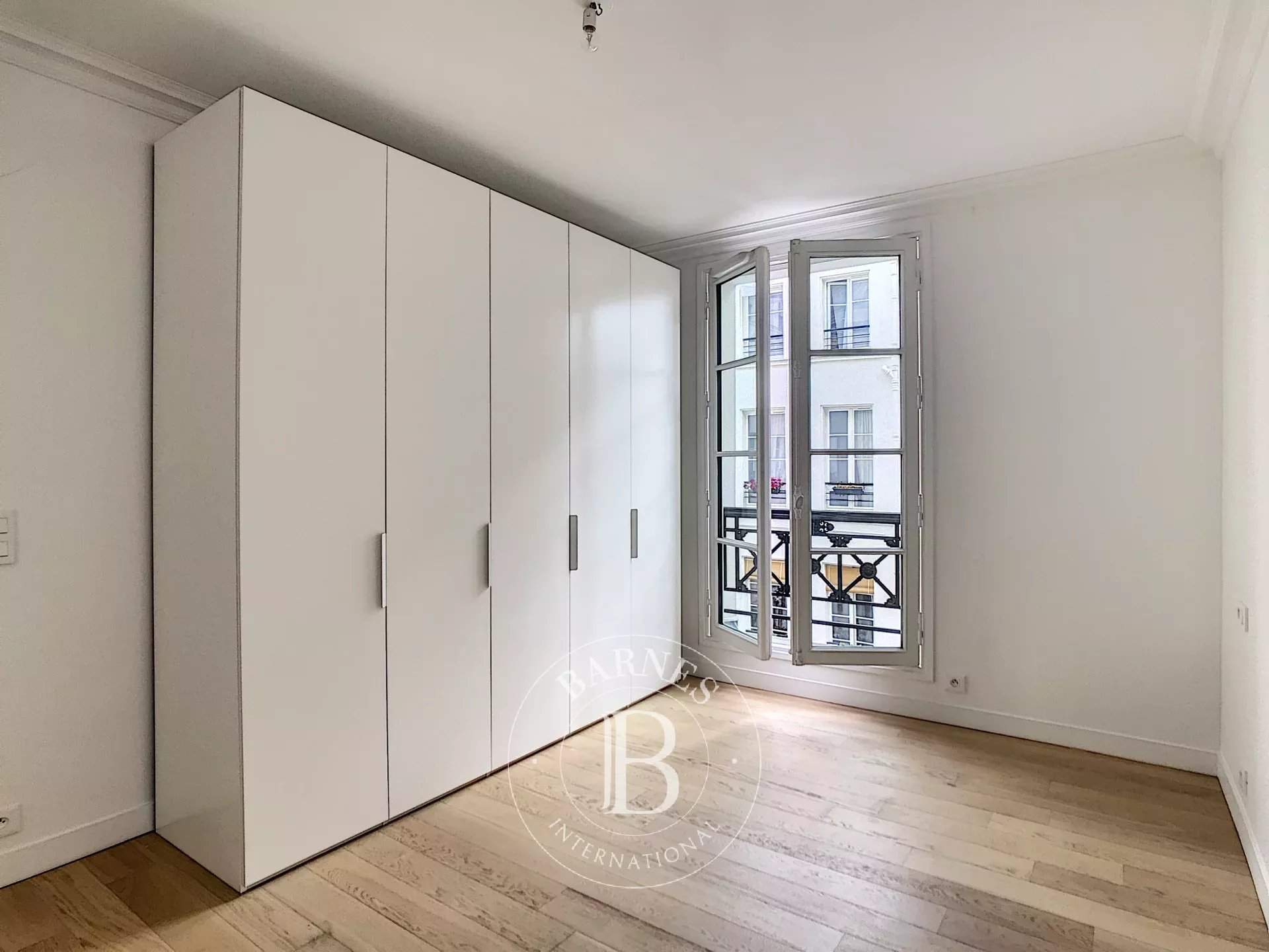 Paris  - Appartement 5 Pi&egrave;ces 3 Chambres - picture 10