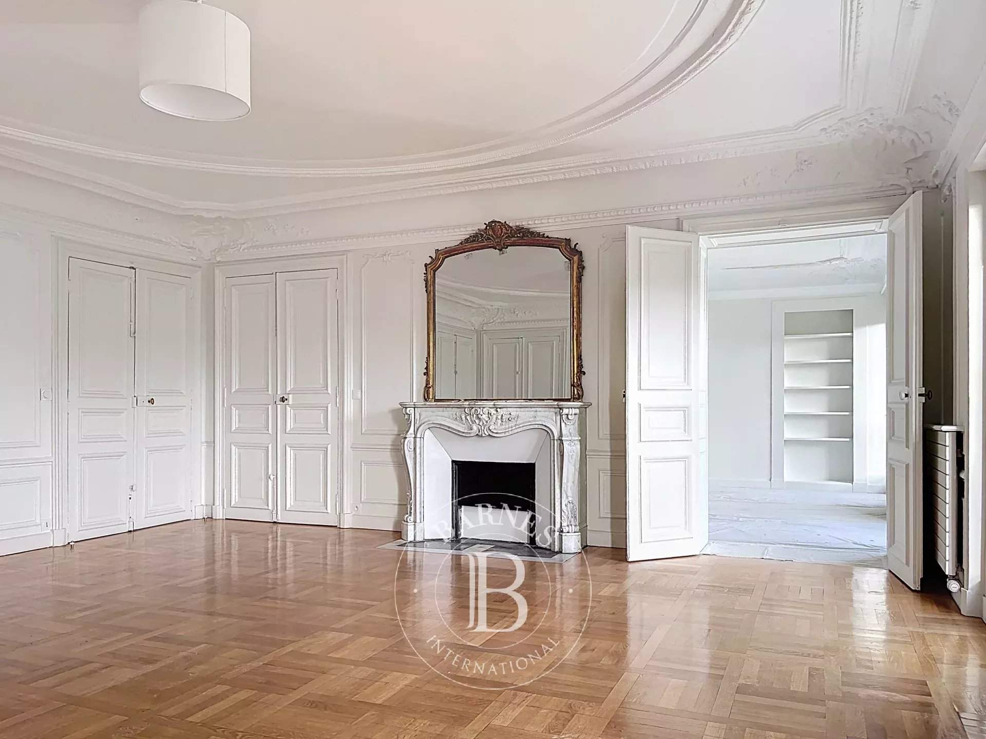 Paris  - Apartment 4 Bedrooms - picture 4