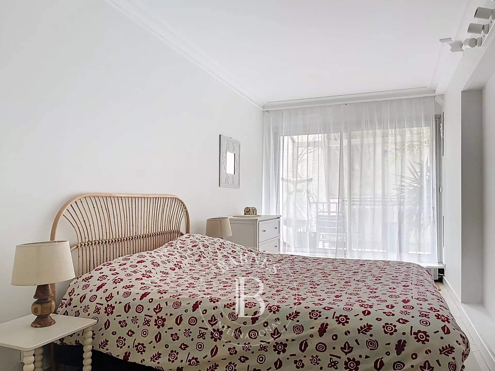 Paris  - Apartment 2 Bedrooms - picture 4