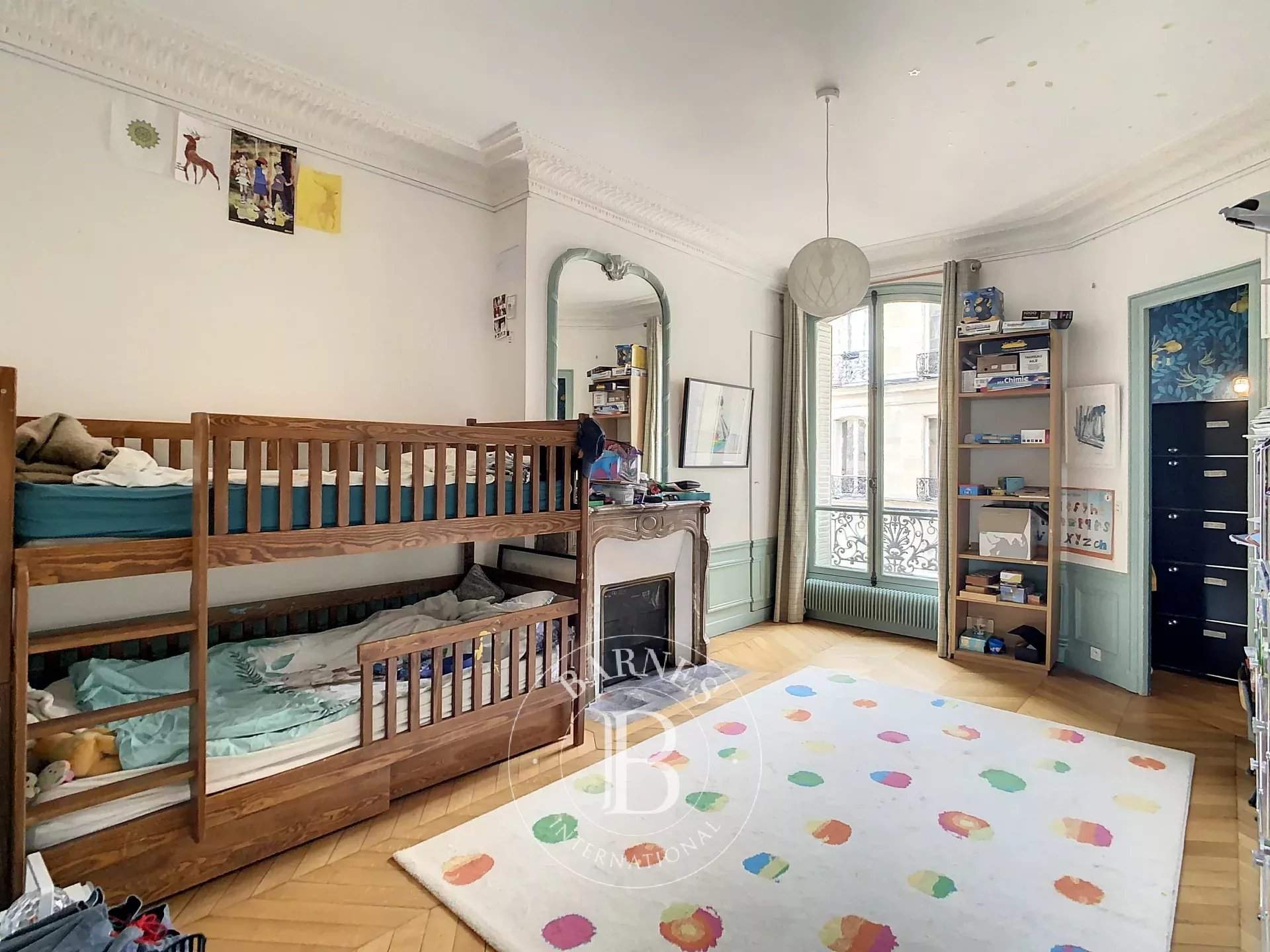 Paris  - Appartement 5 Pi&egrave;ces 3 Chambres - picture 10