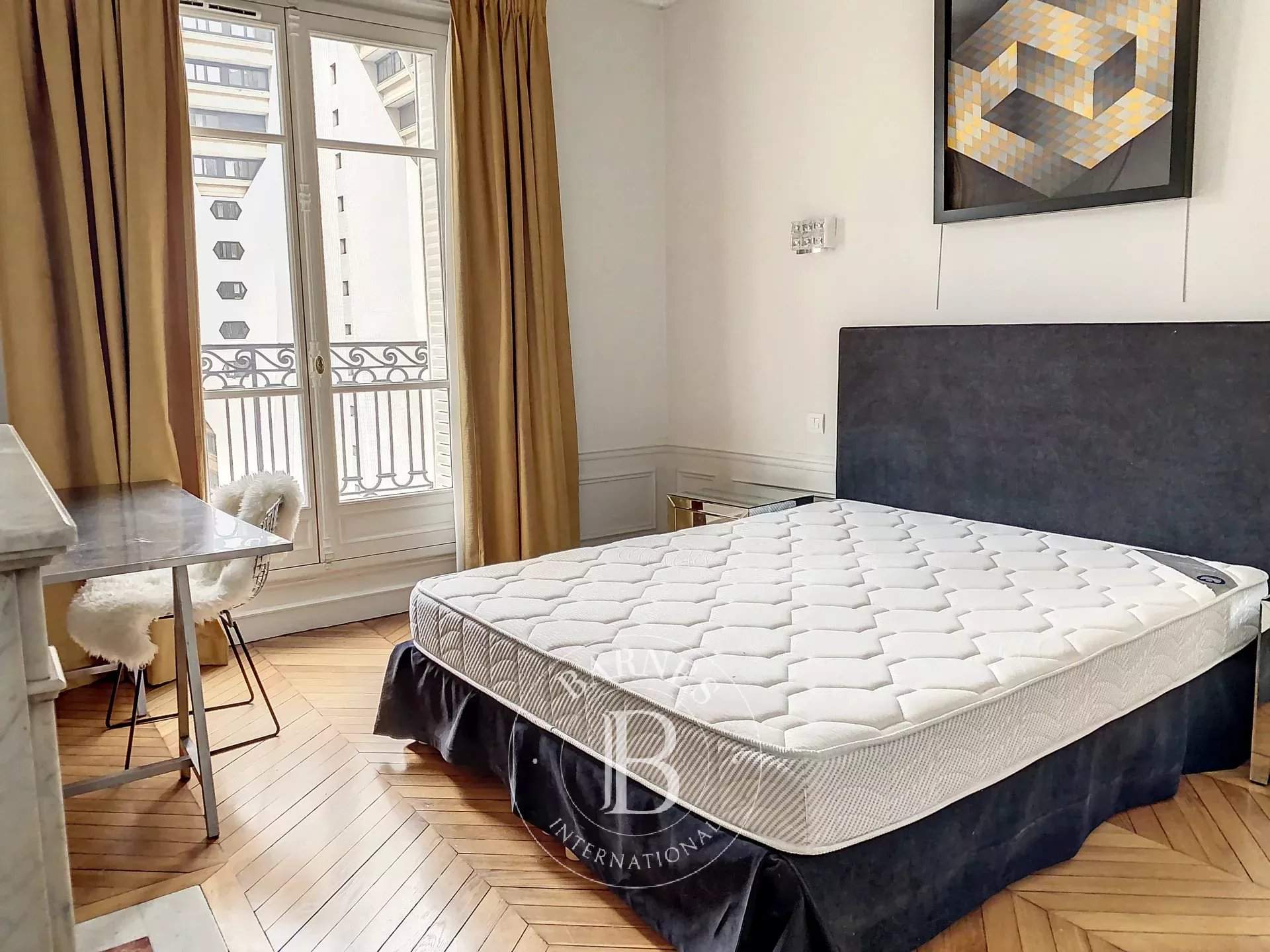 Paris  - Appartement 3 Pi&egrave;ces, 1 Chambre - picture 9
