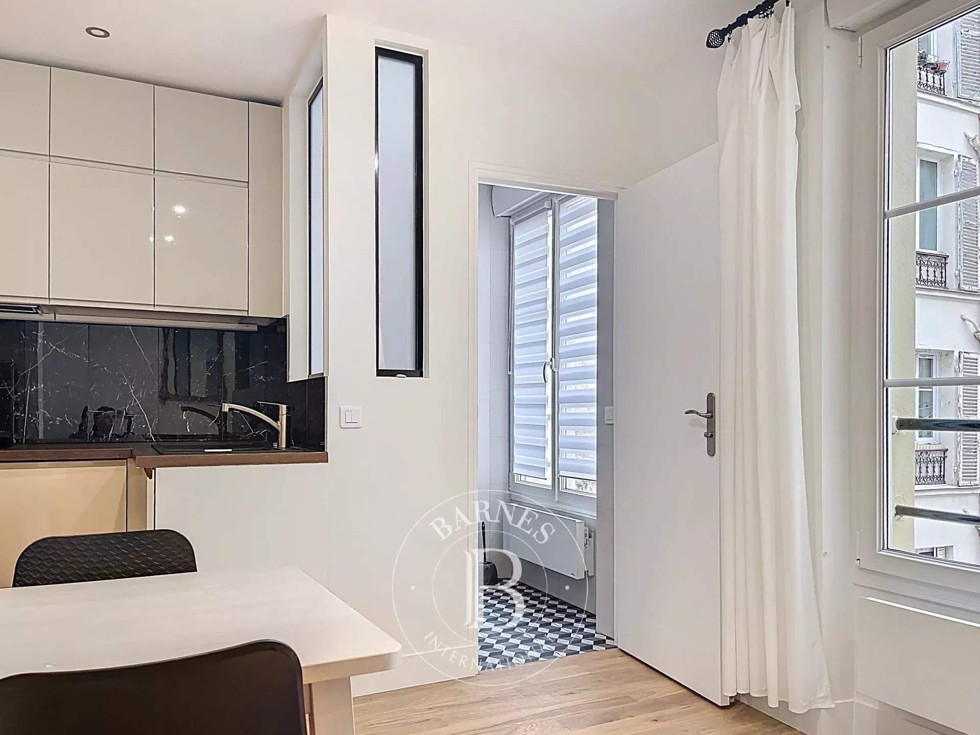 Paris  - Appartement 1 Pièce - picture 2