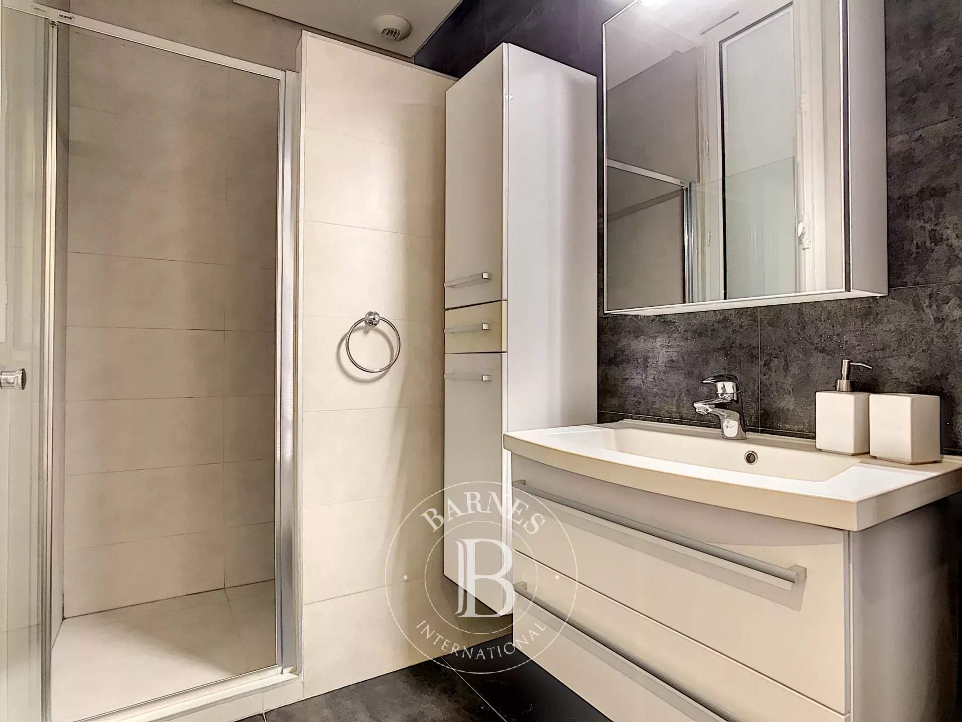 Paris  - Appartement 5 Pi&egrave;ces 4 Chambres - picture 12