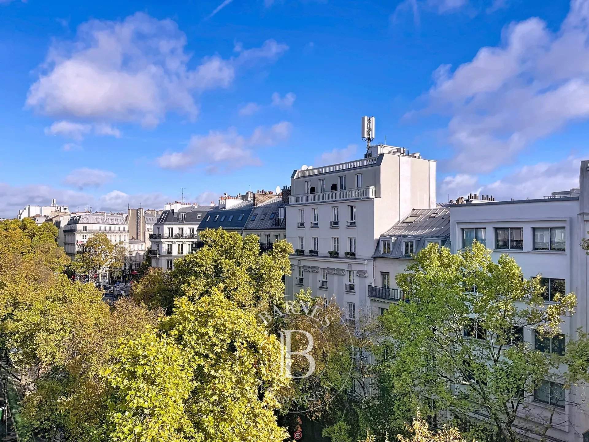 Paris  - Apartment 4 Bedrooms - picture 9