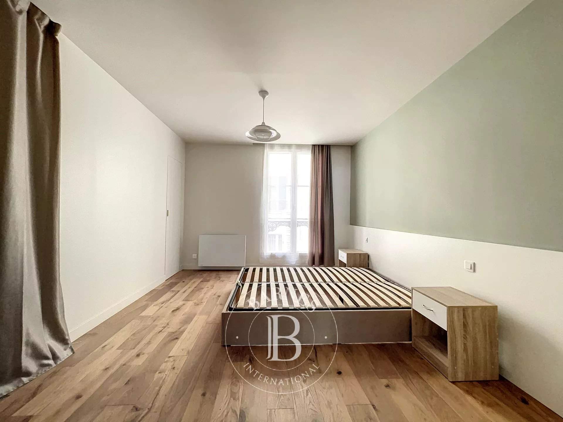 Paris  - Appartement 4 Pièces 2 Chambres - picture 4