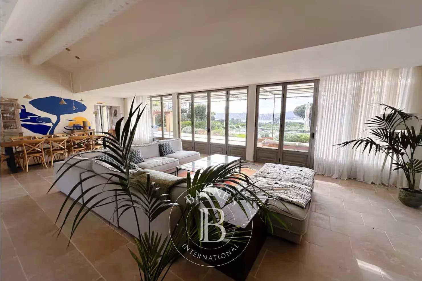 Grimaud  - Propriété  7 Chambres