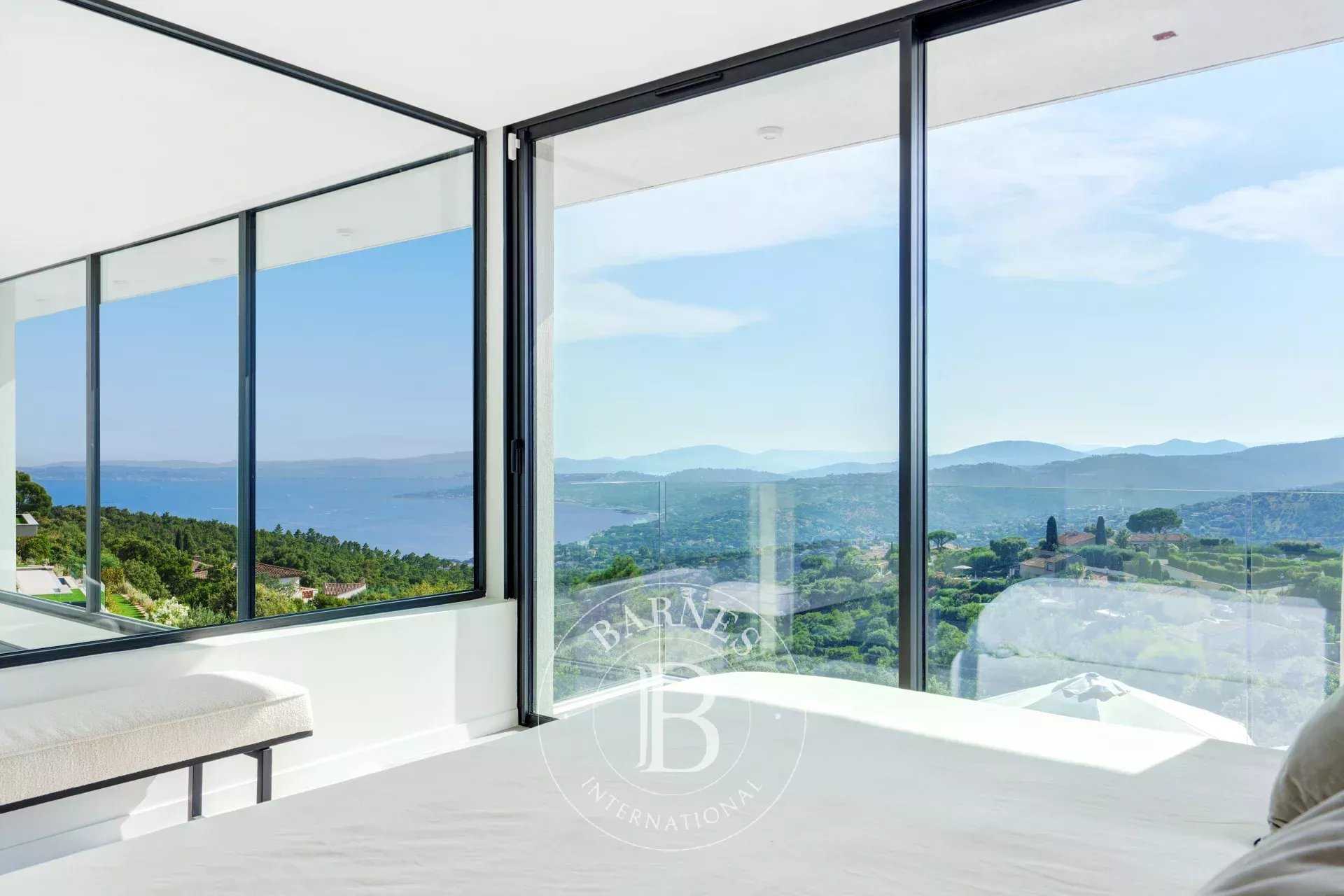 Roquebrune-sur-Argens  - Villa 4 Bedrooms