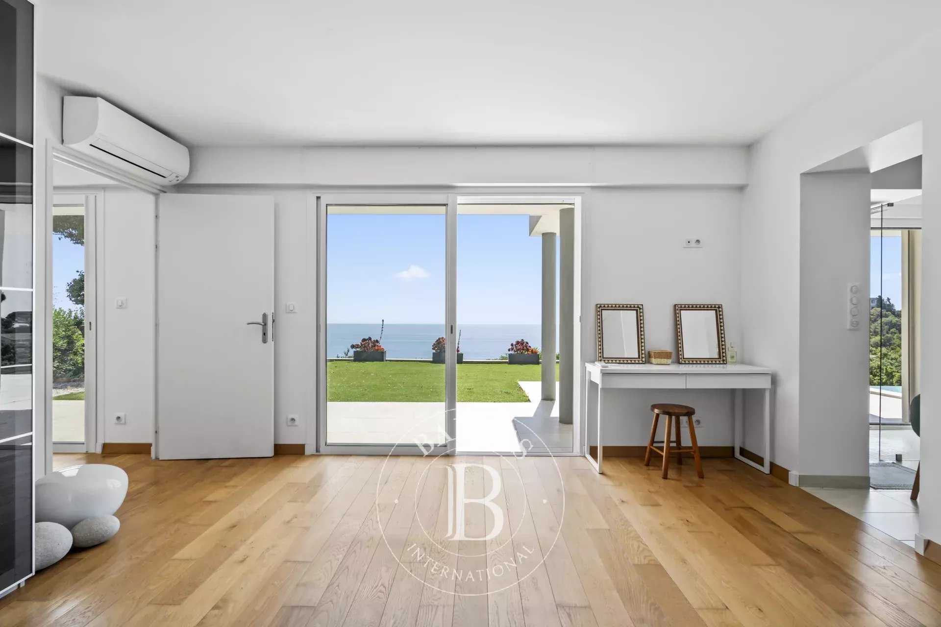 Les Issambres  - Maison 6 Pi&egrave;ces 4 Chambres