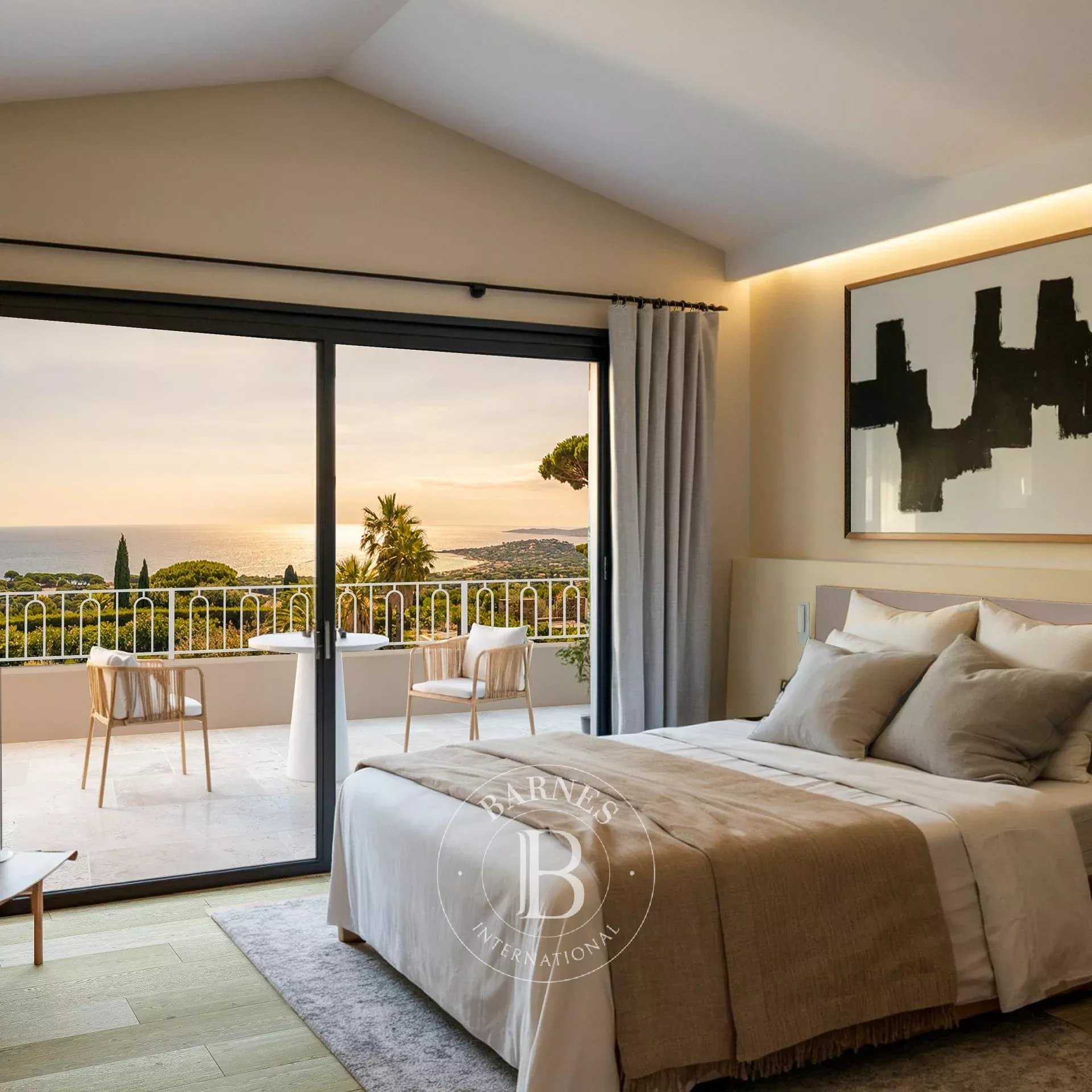 Sainte-Maxime  - Villa 7 Pi&egrave;ces 5 Chambres