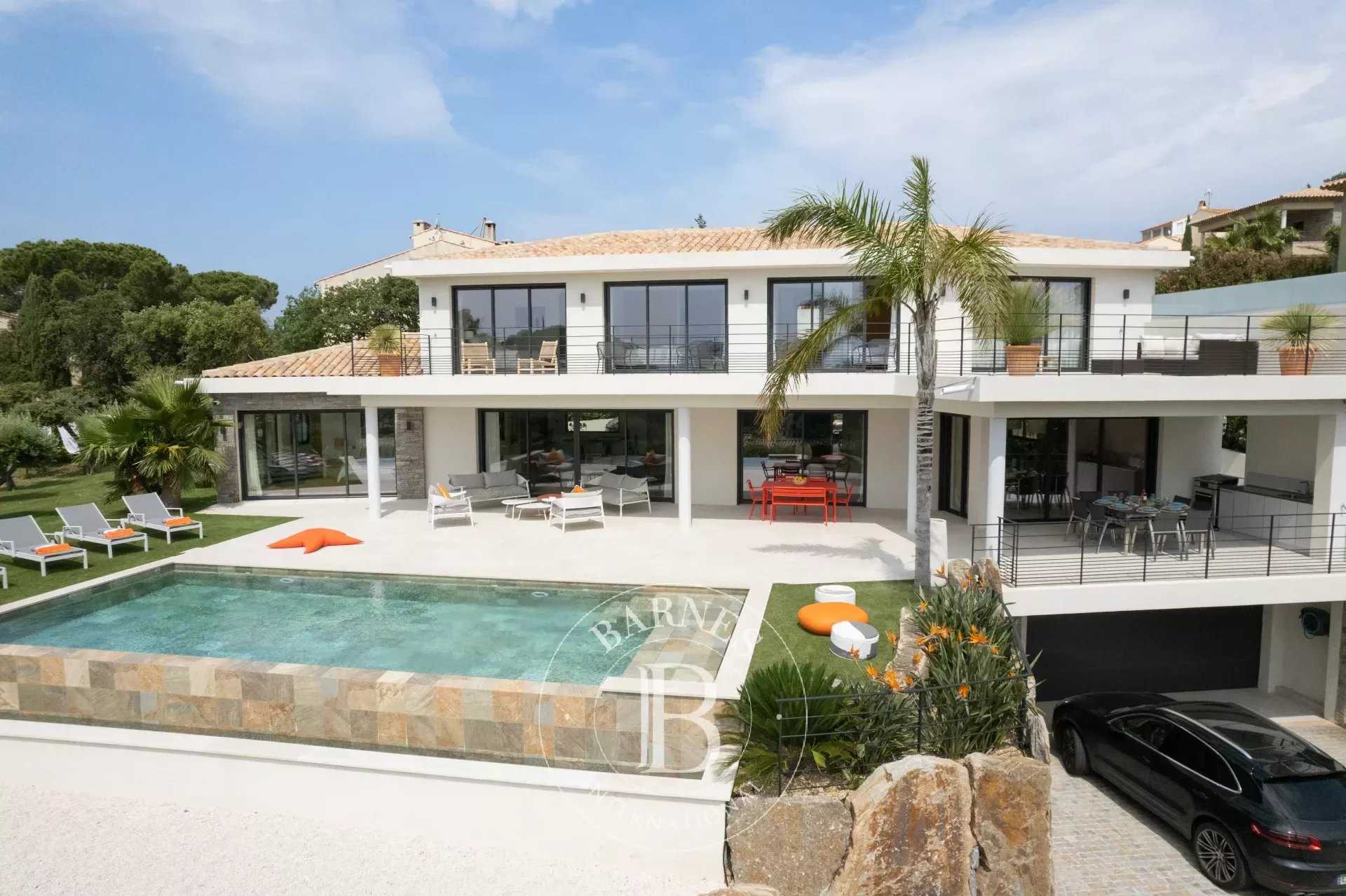 SEASONAL RENTAL - SAINTE-MAXIME - NEW PROPERTY SEA VIEW - CLOSE TO DOWNTOWN - 5 BEDROOMS - INFINITY POOL picture 20