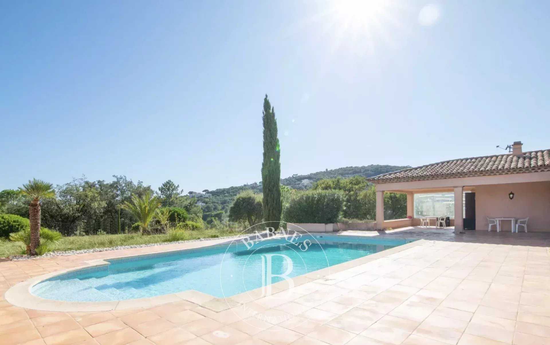 Sainte-Maxime  - Villa 13 Pi&egrave;ces 5 Chambres