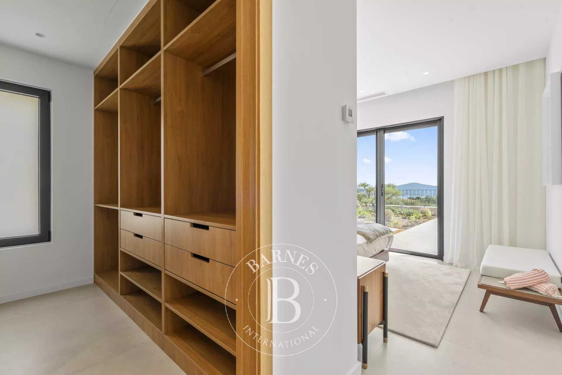 Grimaud  - Villa 7 Pi&egrave;ces 5 Chambres