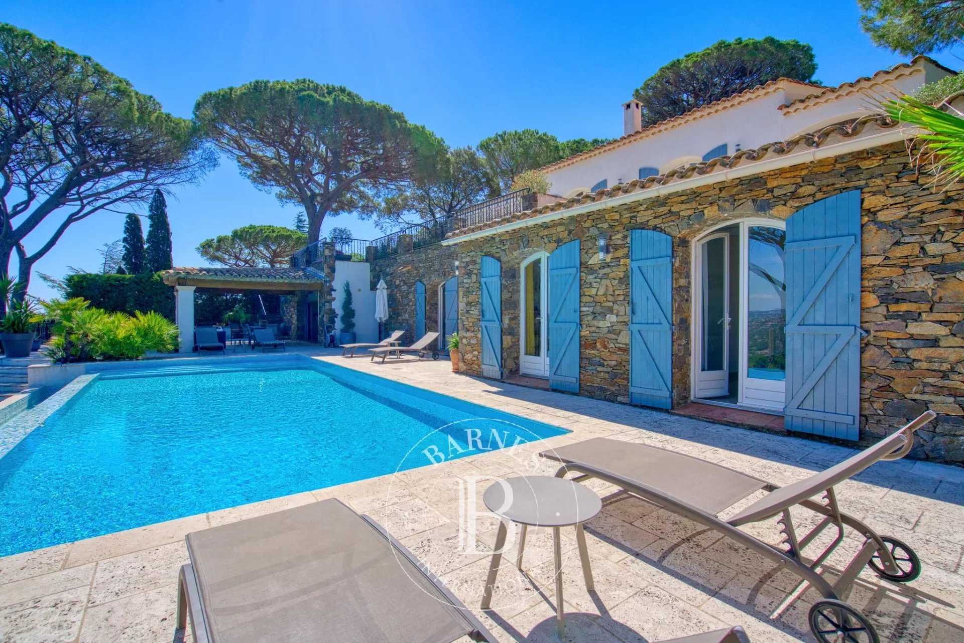 Sainte-Maxime  - Property 4 Bedrooms