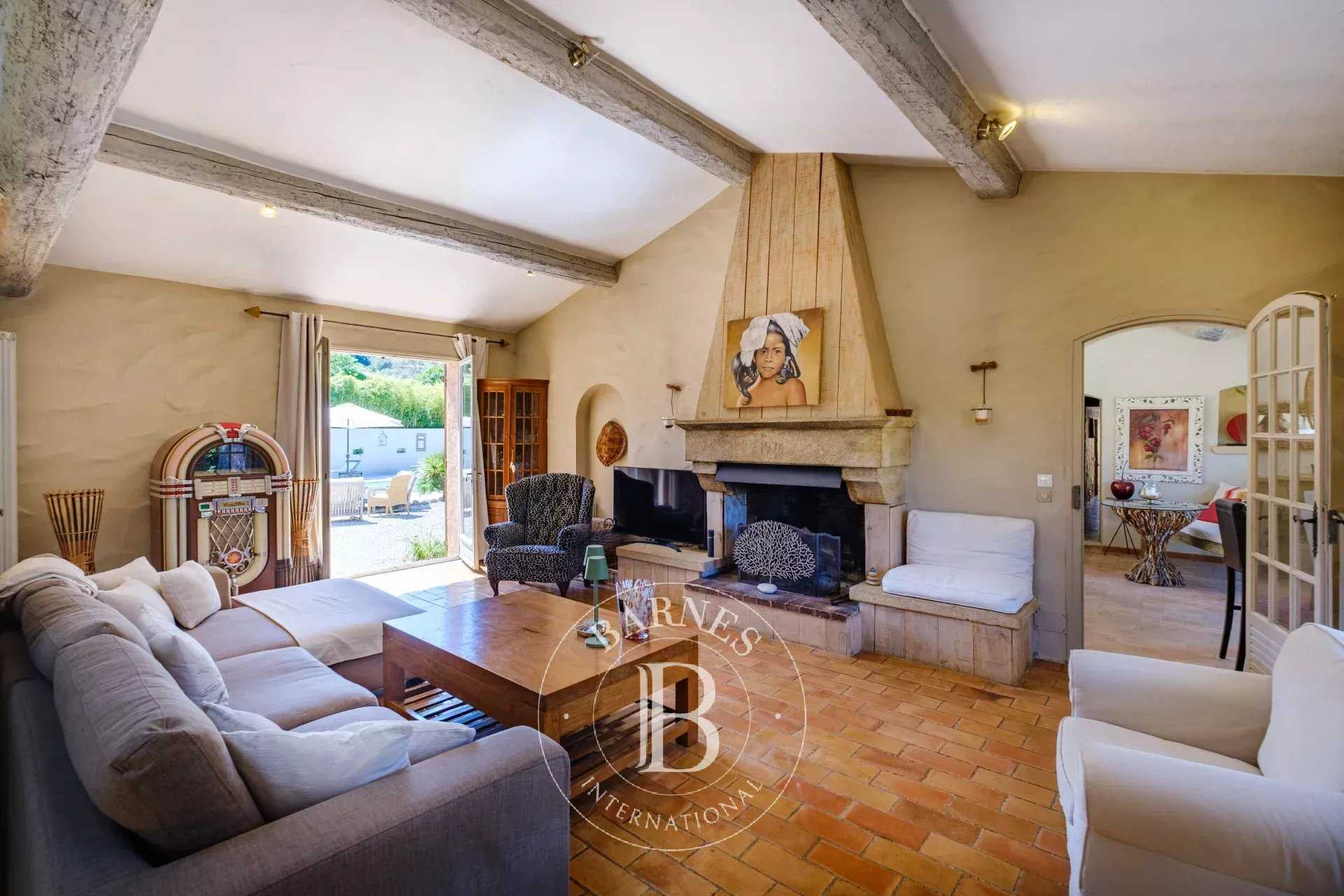 Le Plan-de-la-Tour  - Villa 12 Pi&egrave;ces 10 Chambres