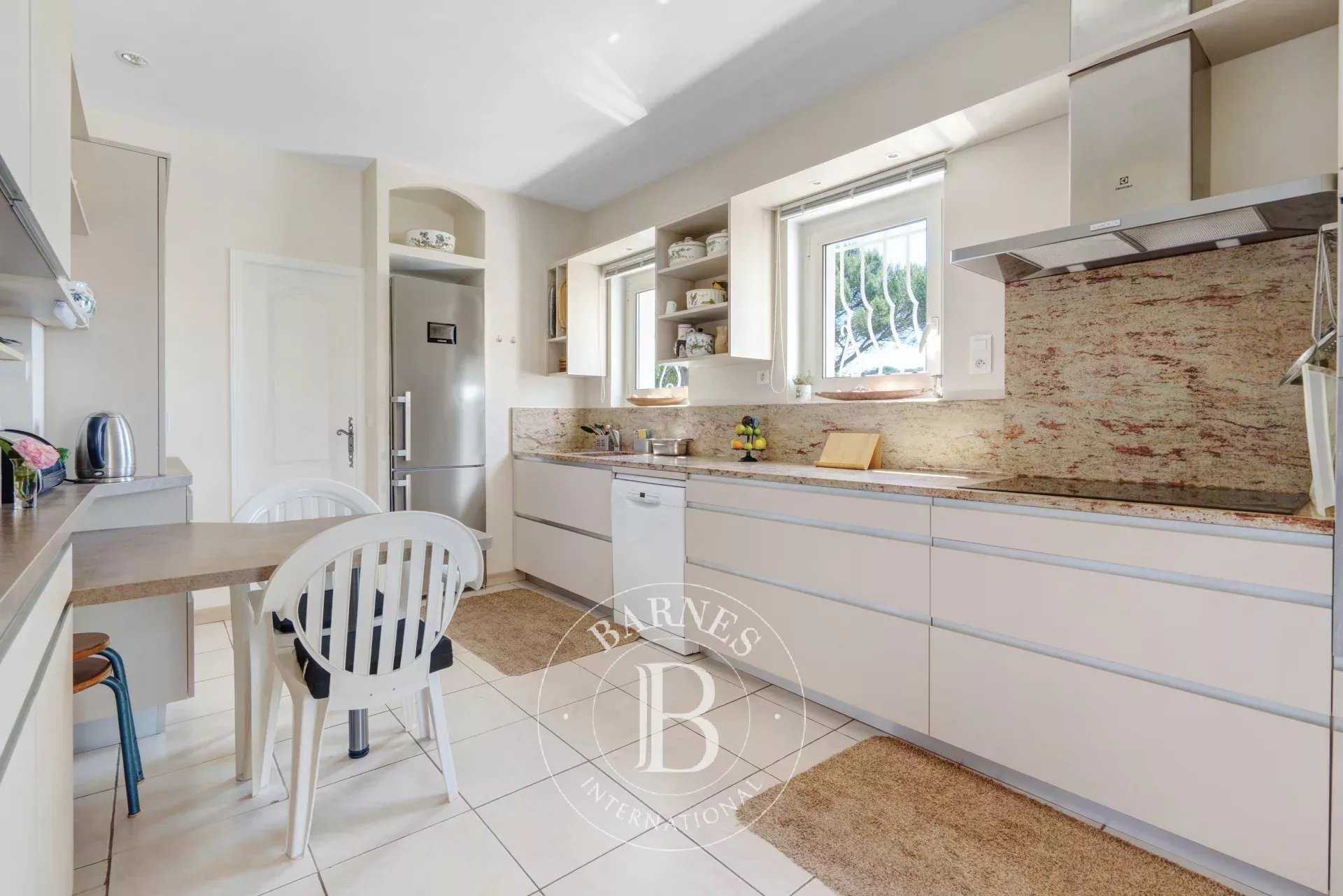 Fréjus  - Villa 4 Bedrooms