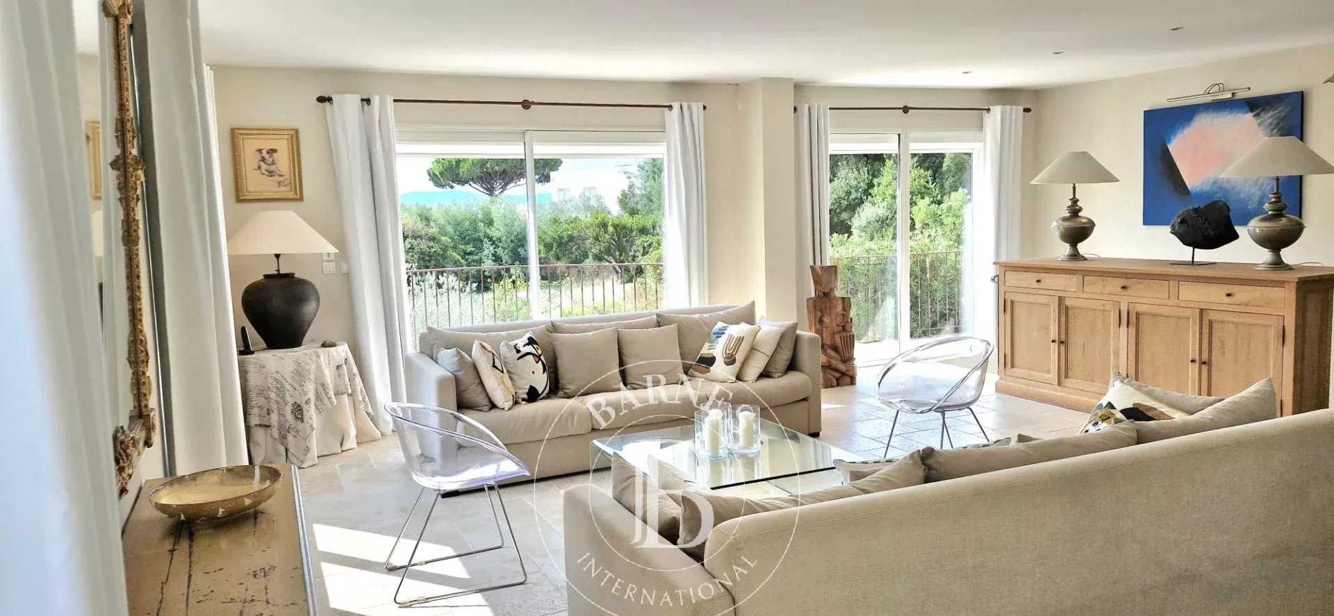 Grimaud  - Bastide  6 Chambres