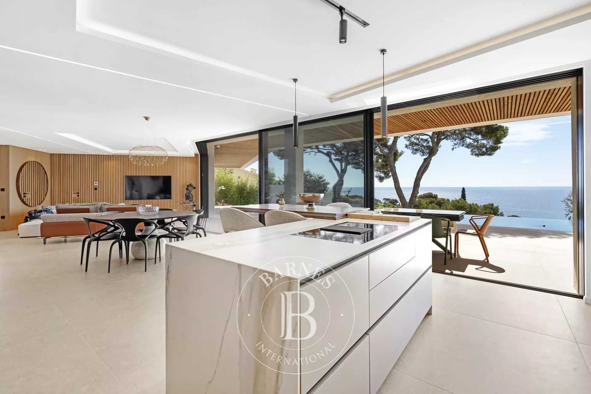 Roquebrune-sur-Argens  - Villa 