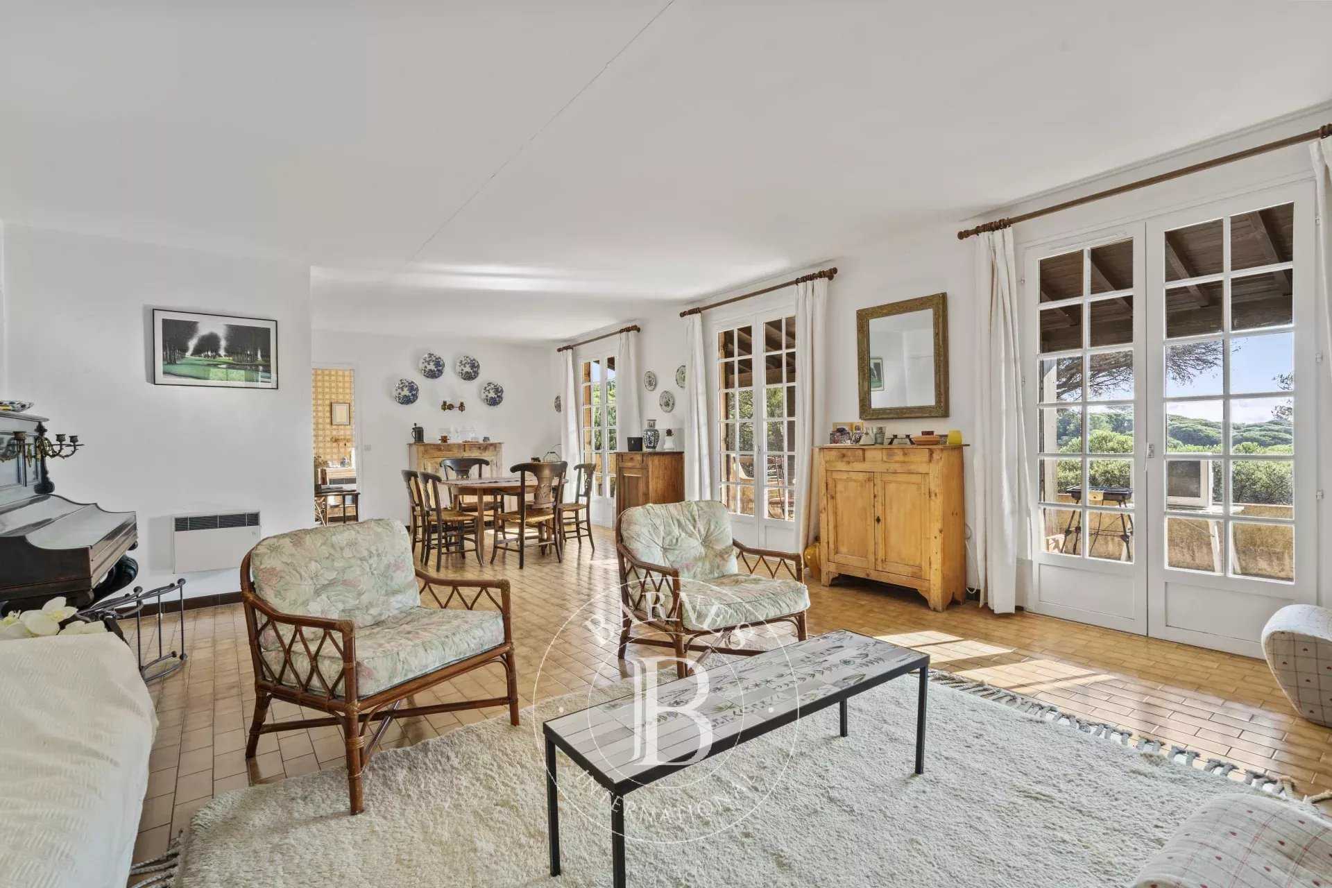 Sainte-Maxime  - Maison 7 Pièces 5 Chambres
