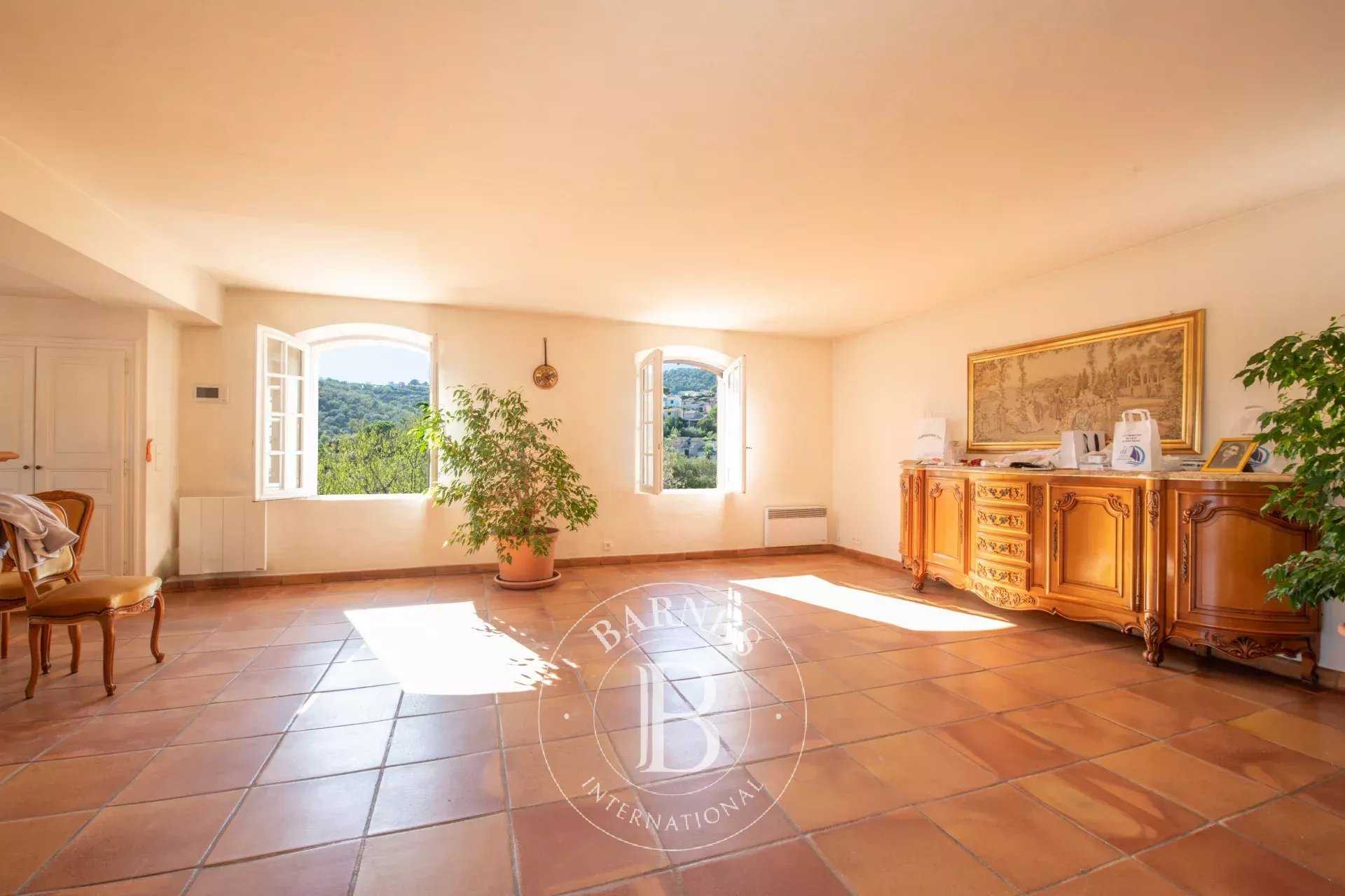 Sainte-Maxime  - Villa 10 Pi&egrave;ces 8 Chambres