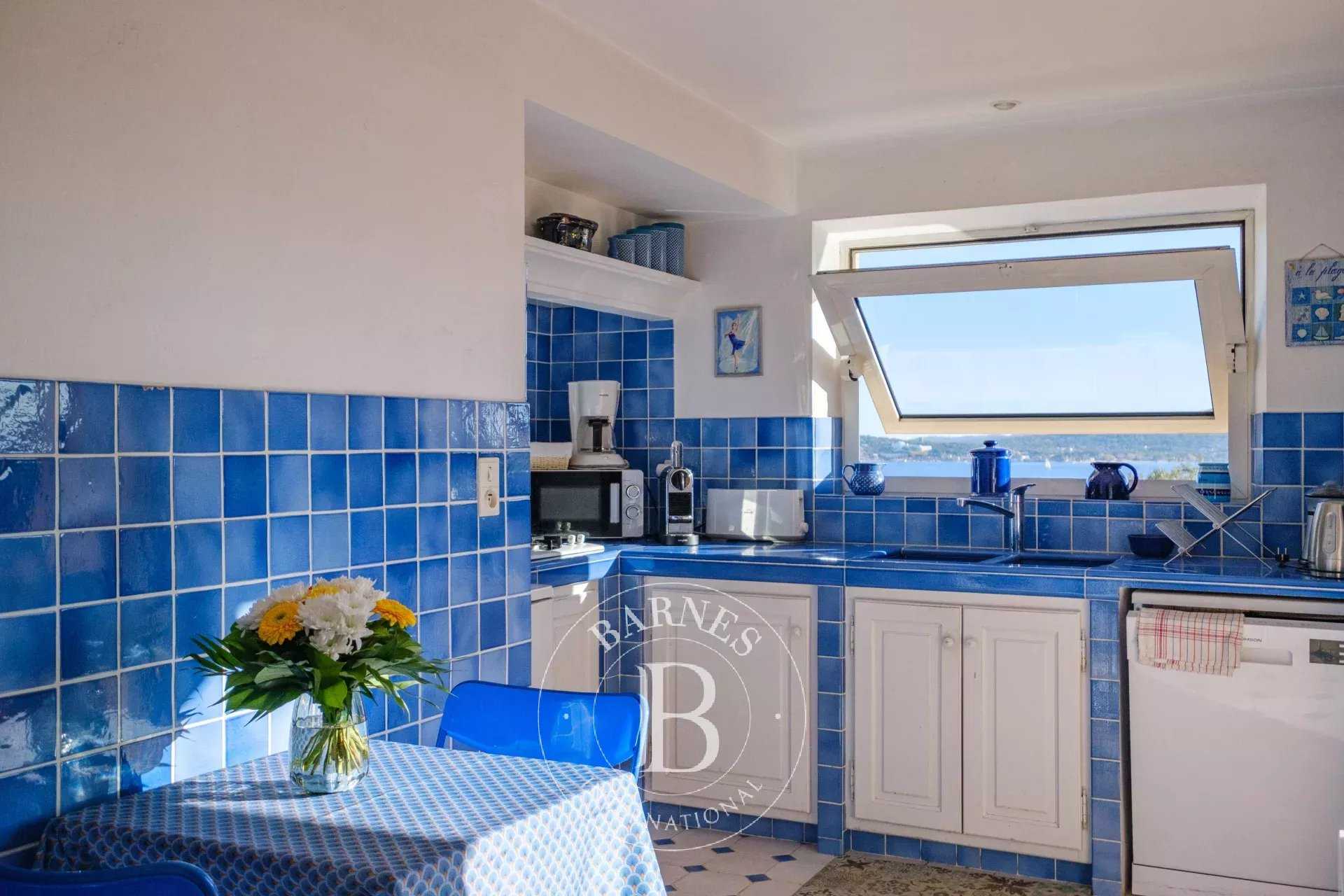 Grimaud  - Appartement 4 Pièces, 1 Chambre