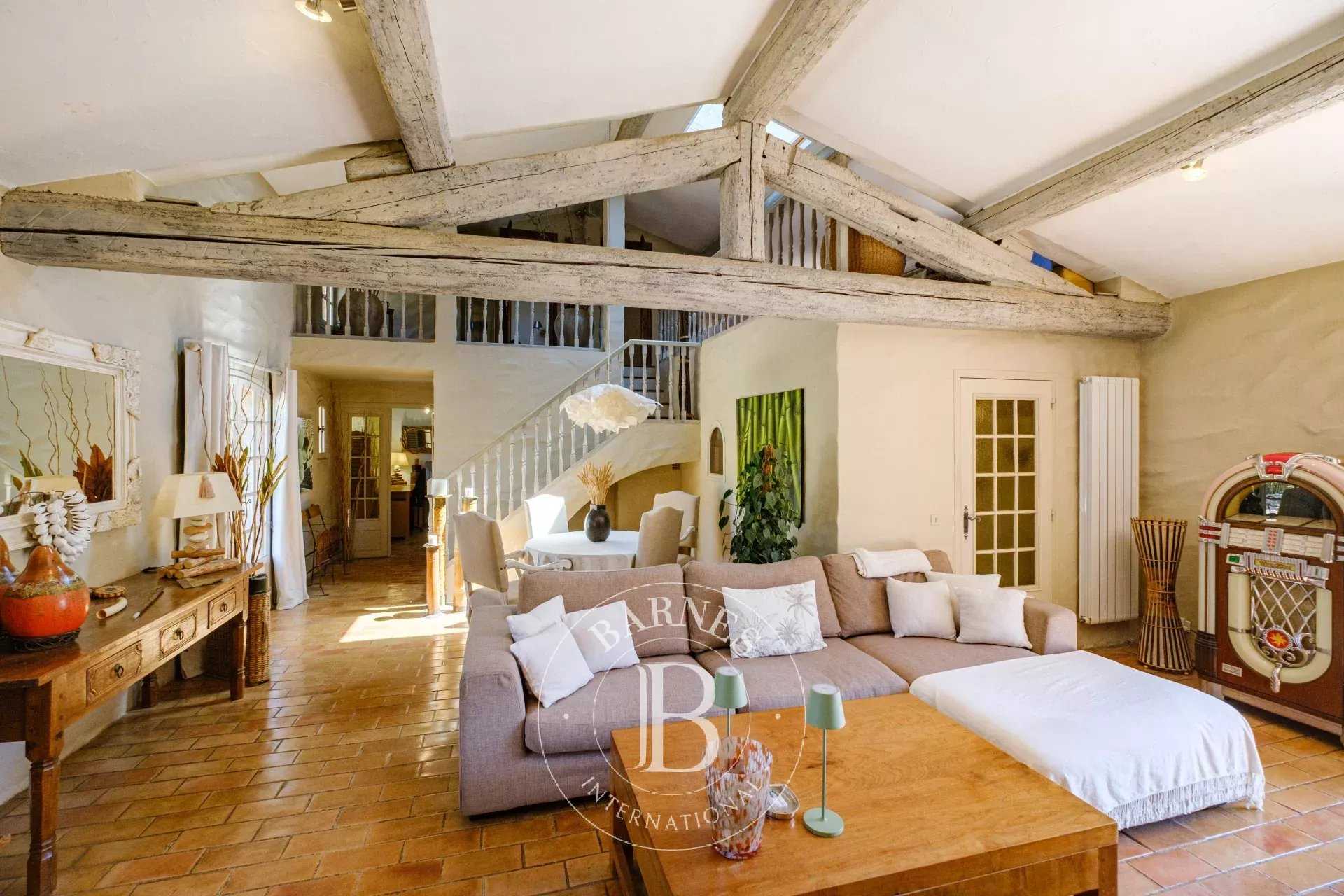 Le Plan-de-la-Tour  - Villa 12 Pi&egrave;ces 10 Chambres