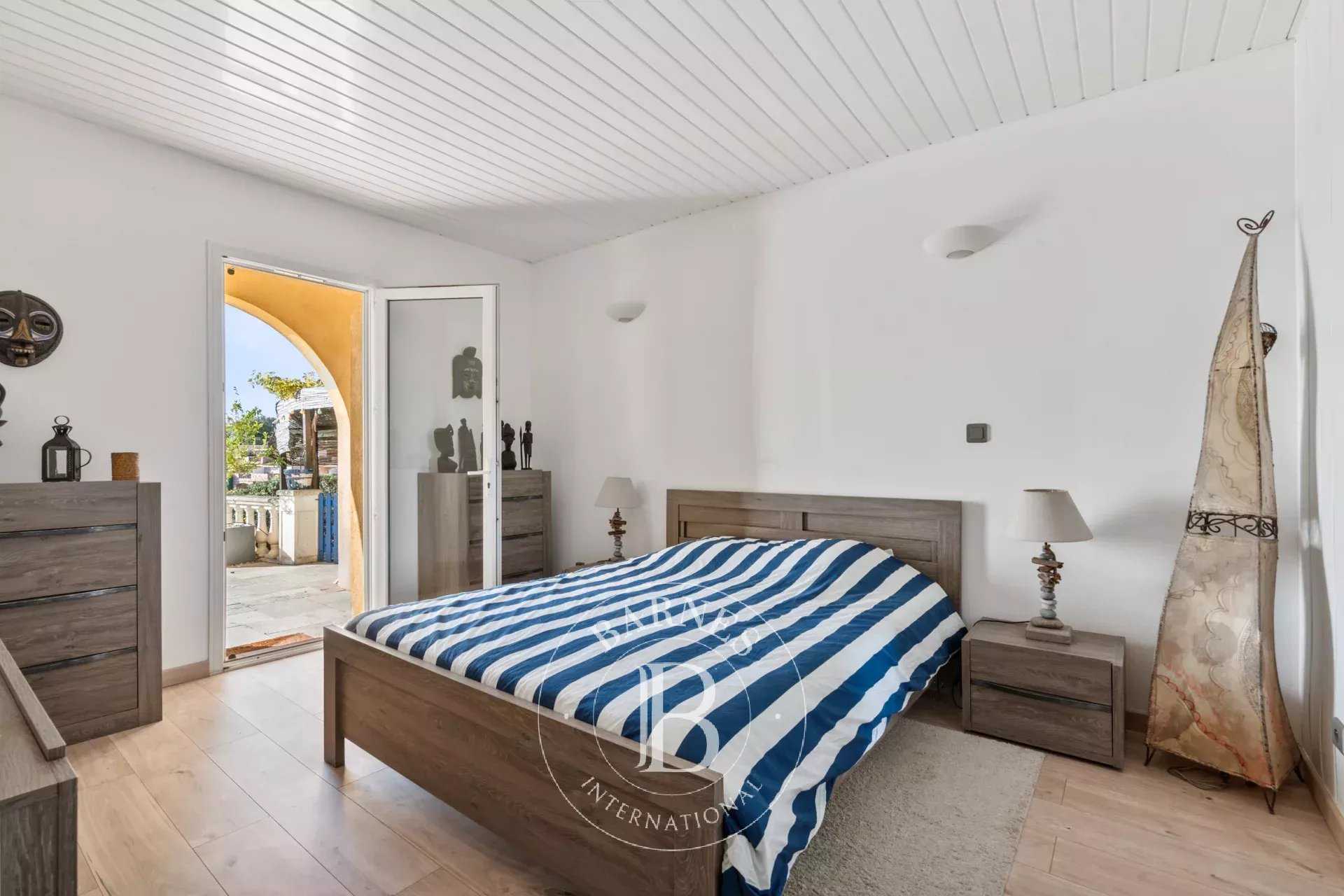 Sainte-Maxime  - Maison 7 Pi&egrave;ces 4 Chambres