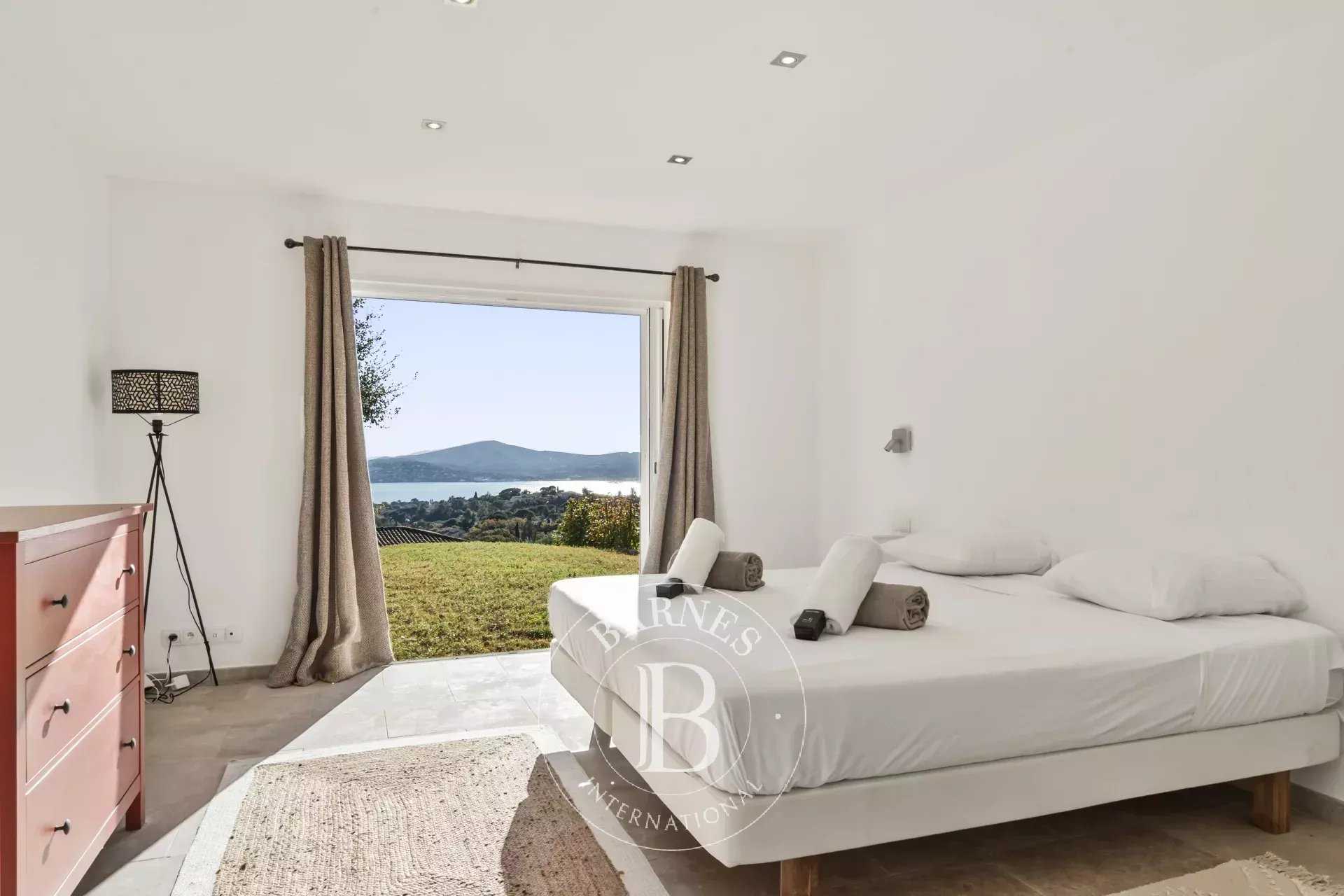 Grimaud  - Villa 7 Pi&egrave;ces 5 Chambres