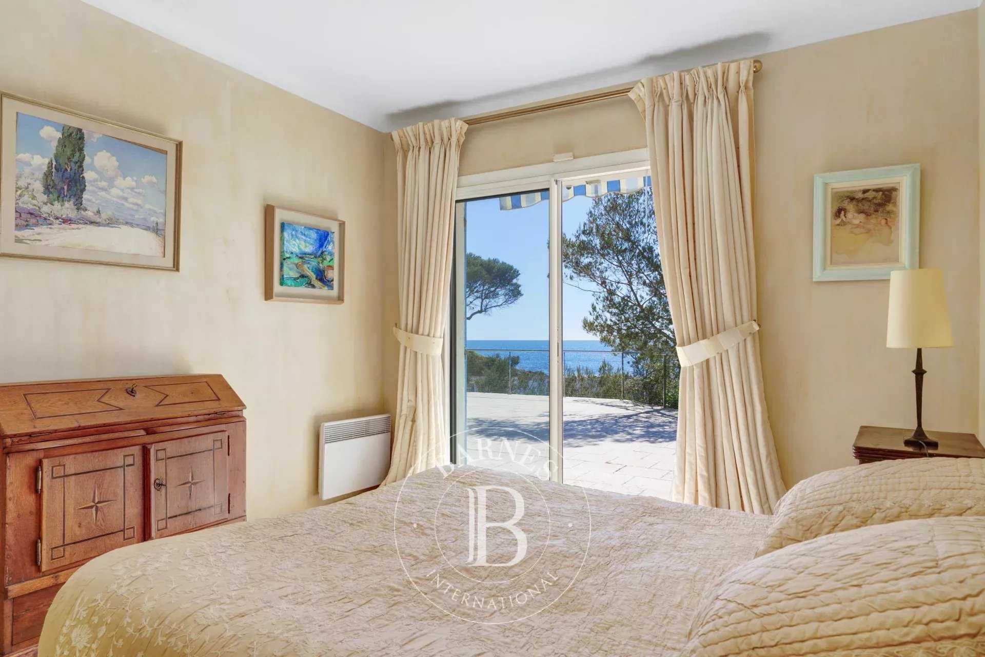 Les Issambres  - Villa 6 Pi&egrave;ces 2 Chambres