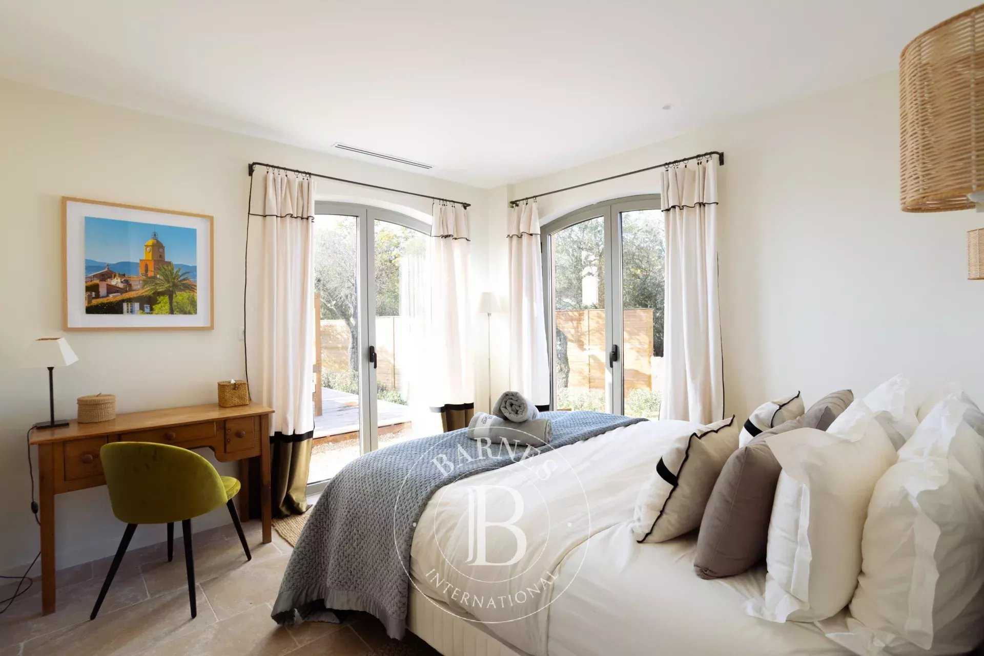 Grimaud  - Propriété  7 Chambres