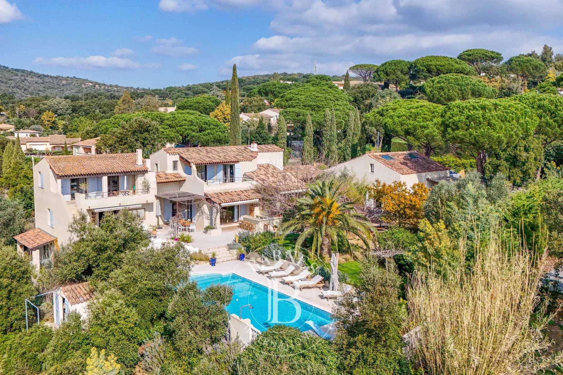 Sainte-Maxime  - Villa 10 Pi&egrave;ces 8 Chambres