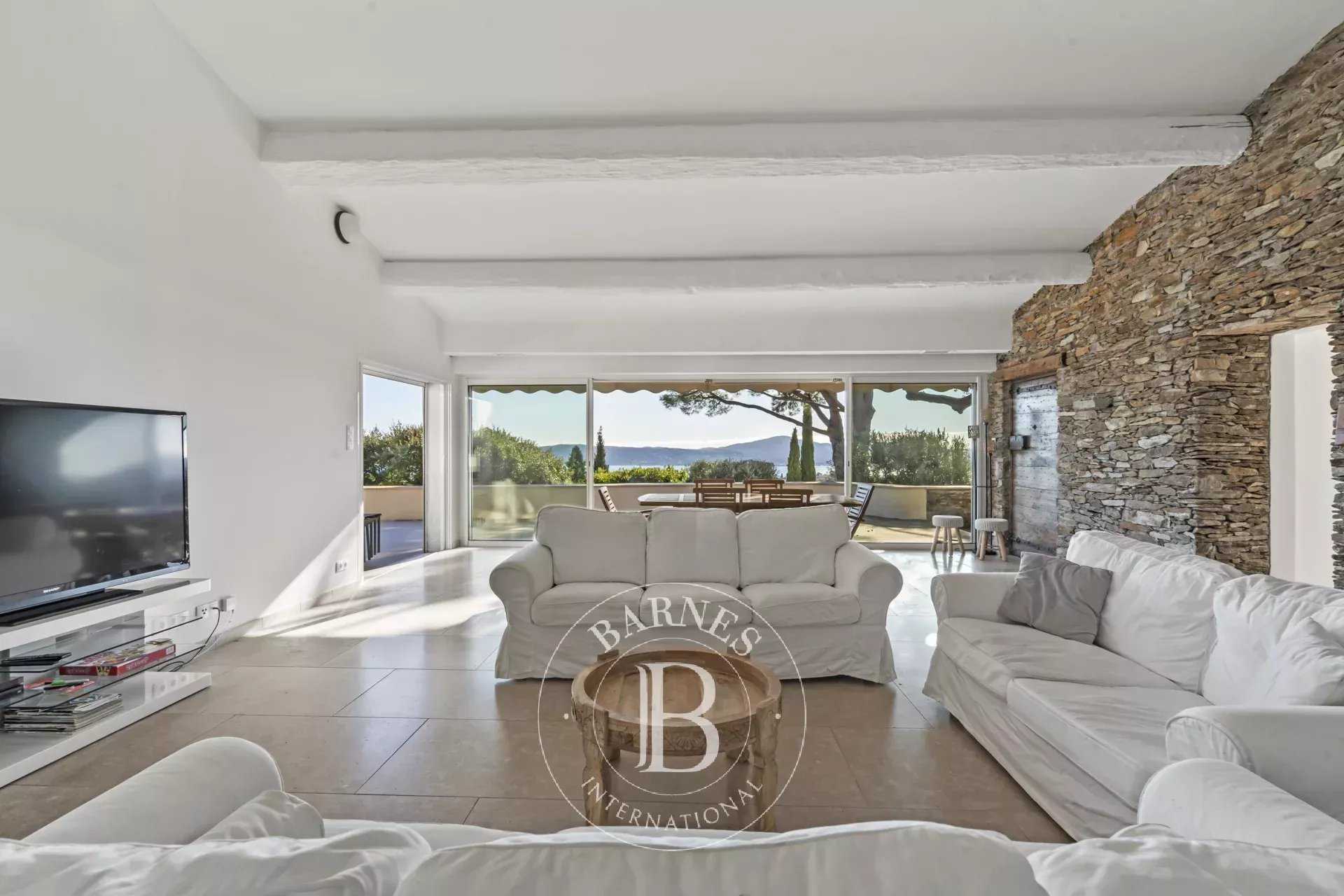 Grimaud  - Villa 7 Pièces 5 Chambres