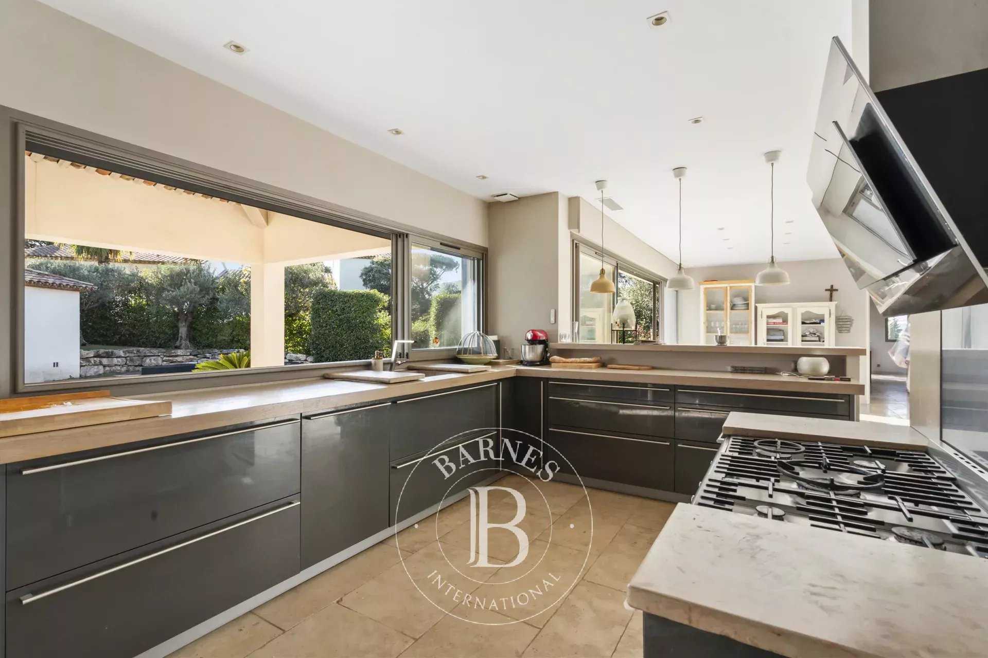 Sainte-Maxime  - Villa 6 Pi&egrave;ces 5 Chambres